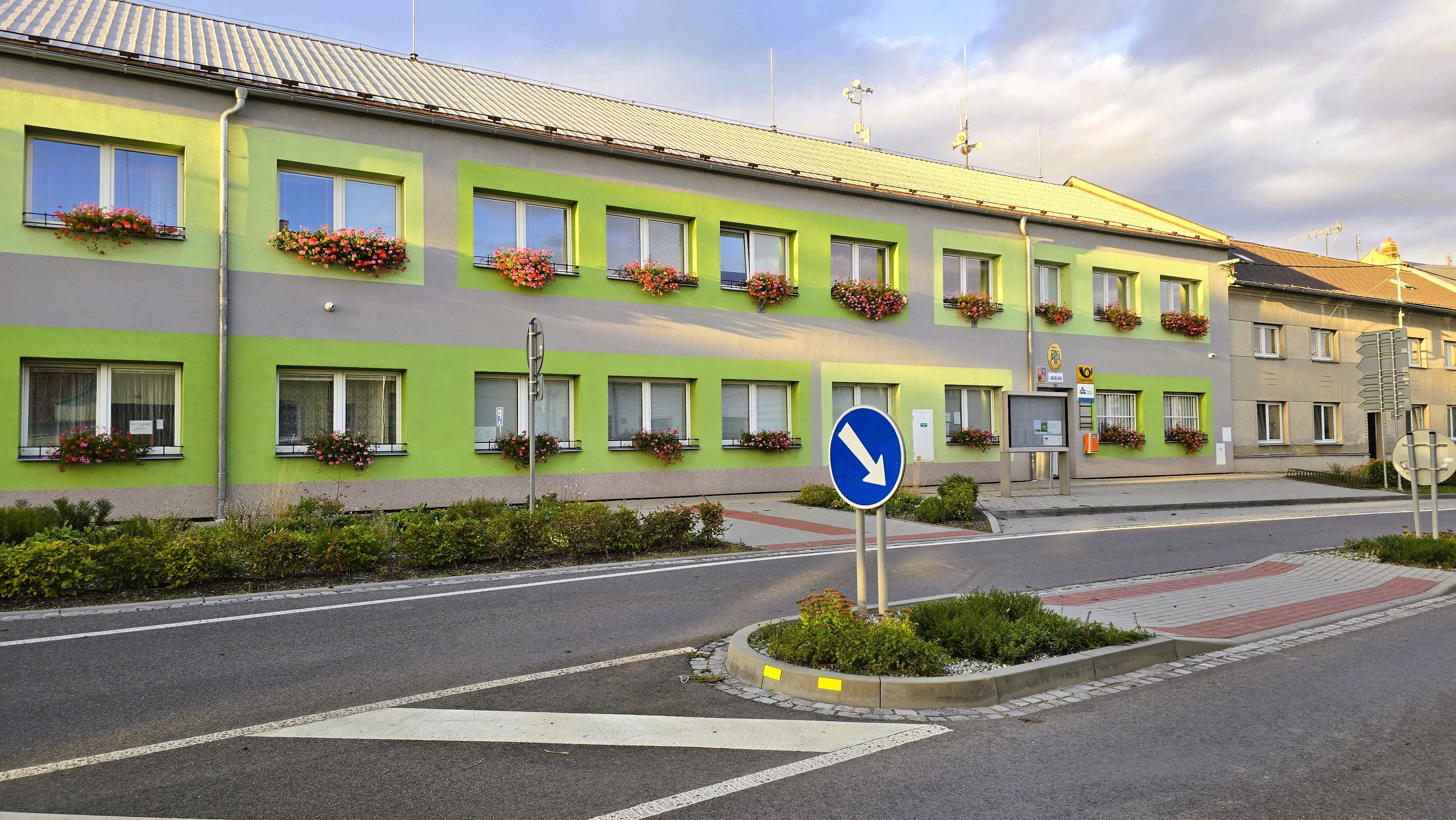 Olšany u Prostějova - obecní úřad foto 5