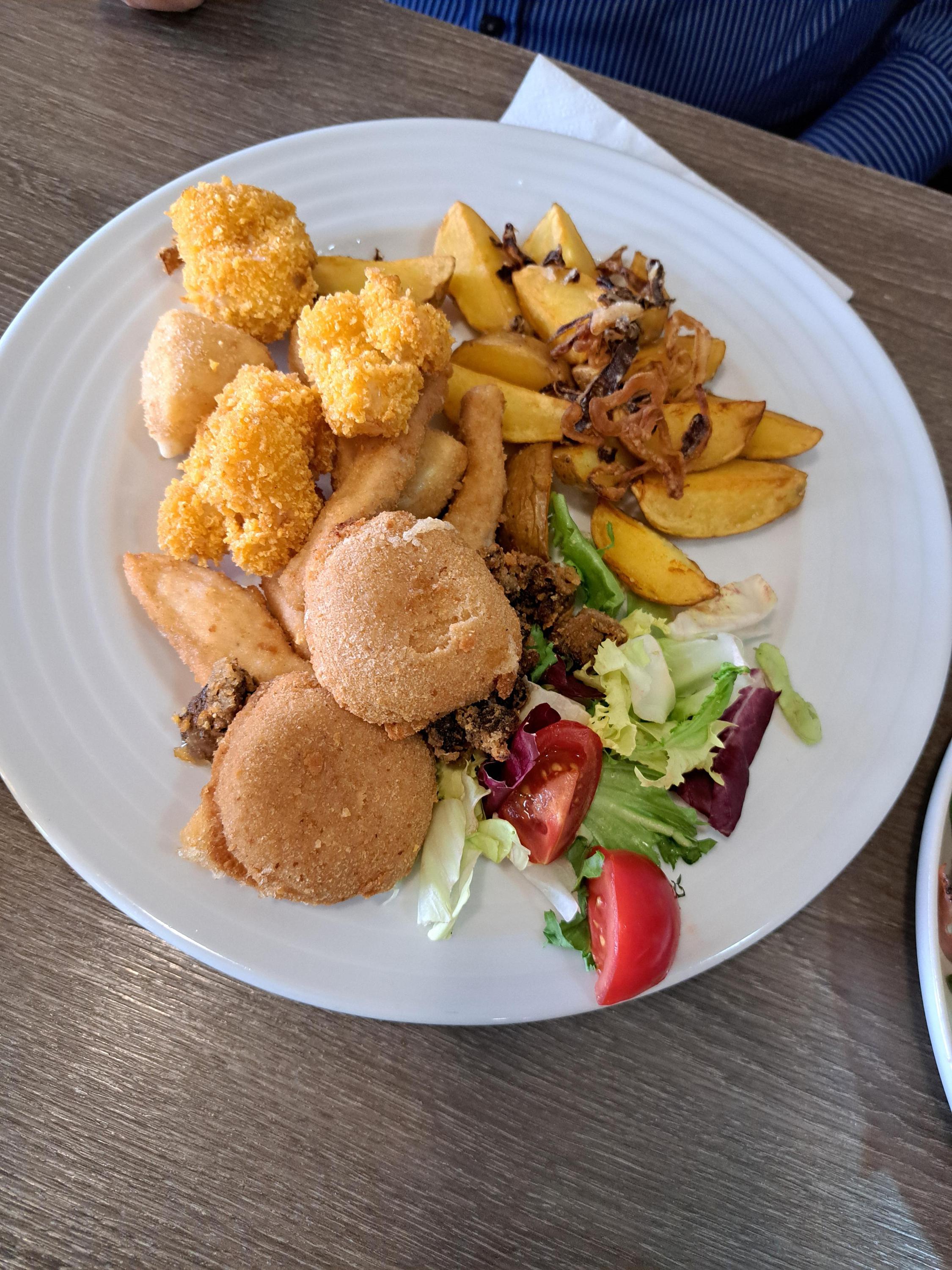 Restaurace a sportoviště Bílov foto 4