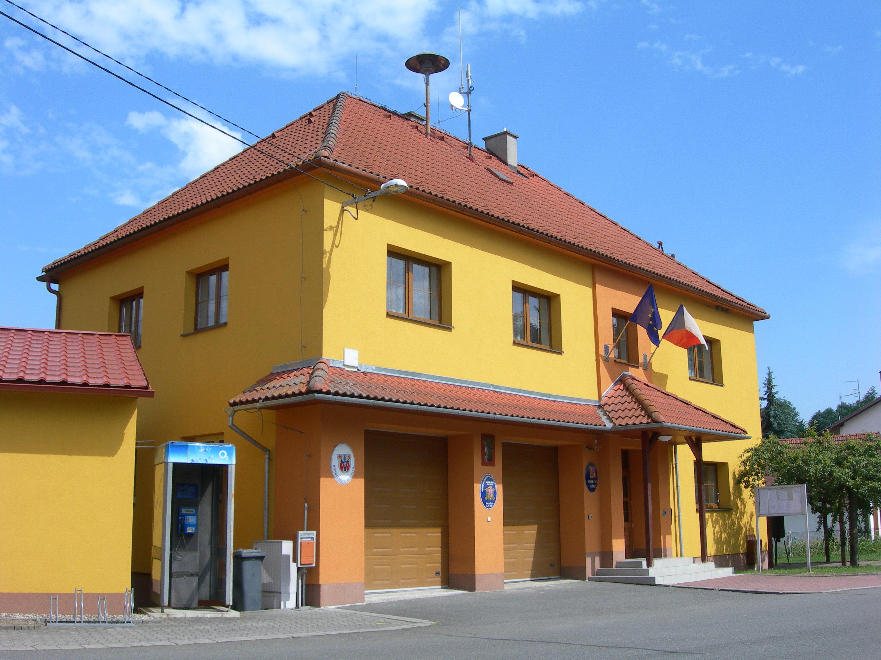 Bohuslavice nad Vláří - obecní úřad foto 5