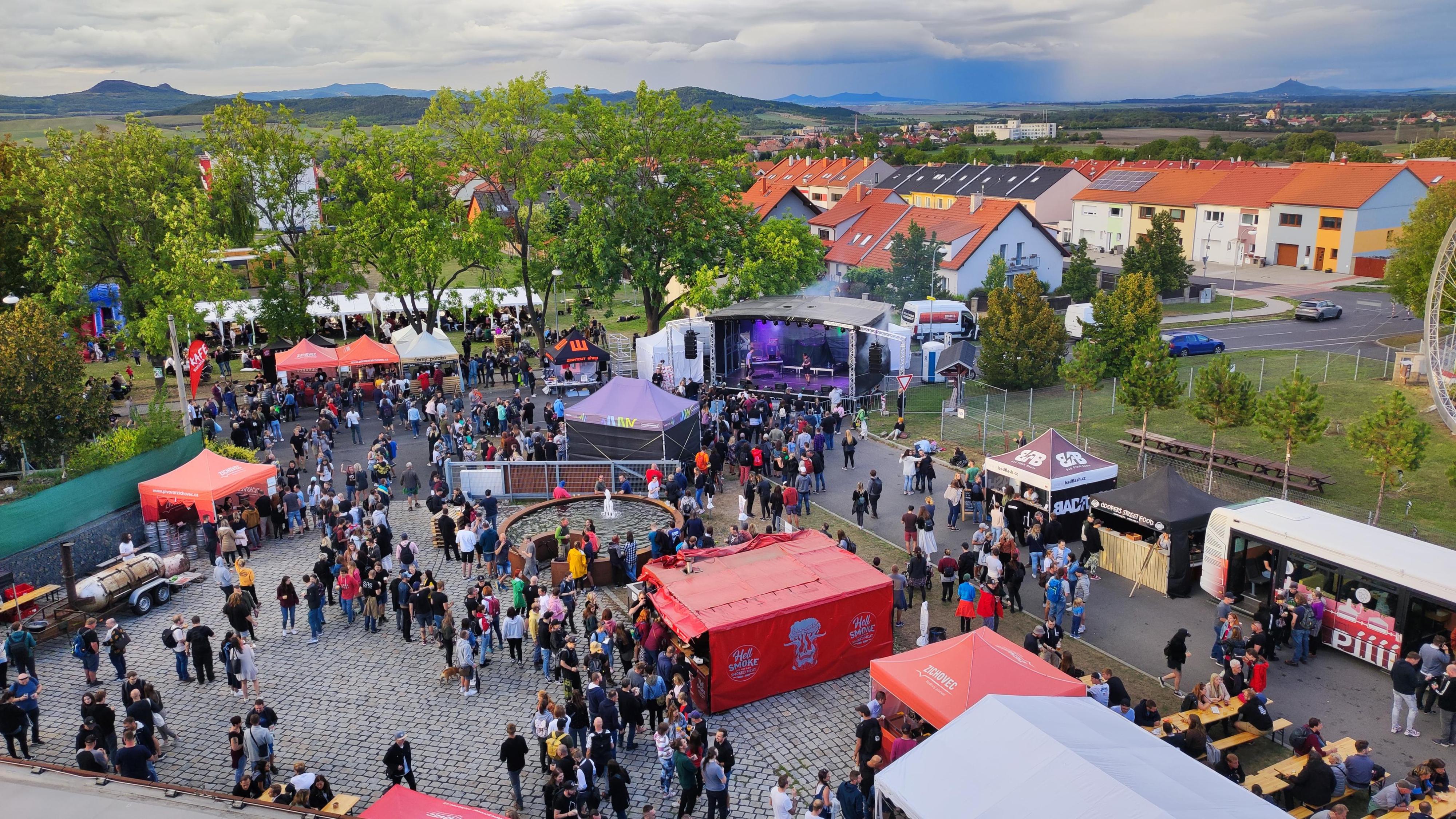 Pivovar Zichovec a pivní bar foto 3