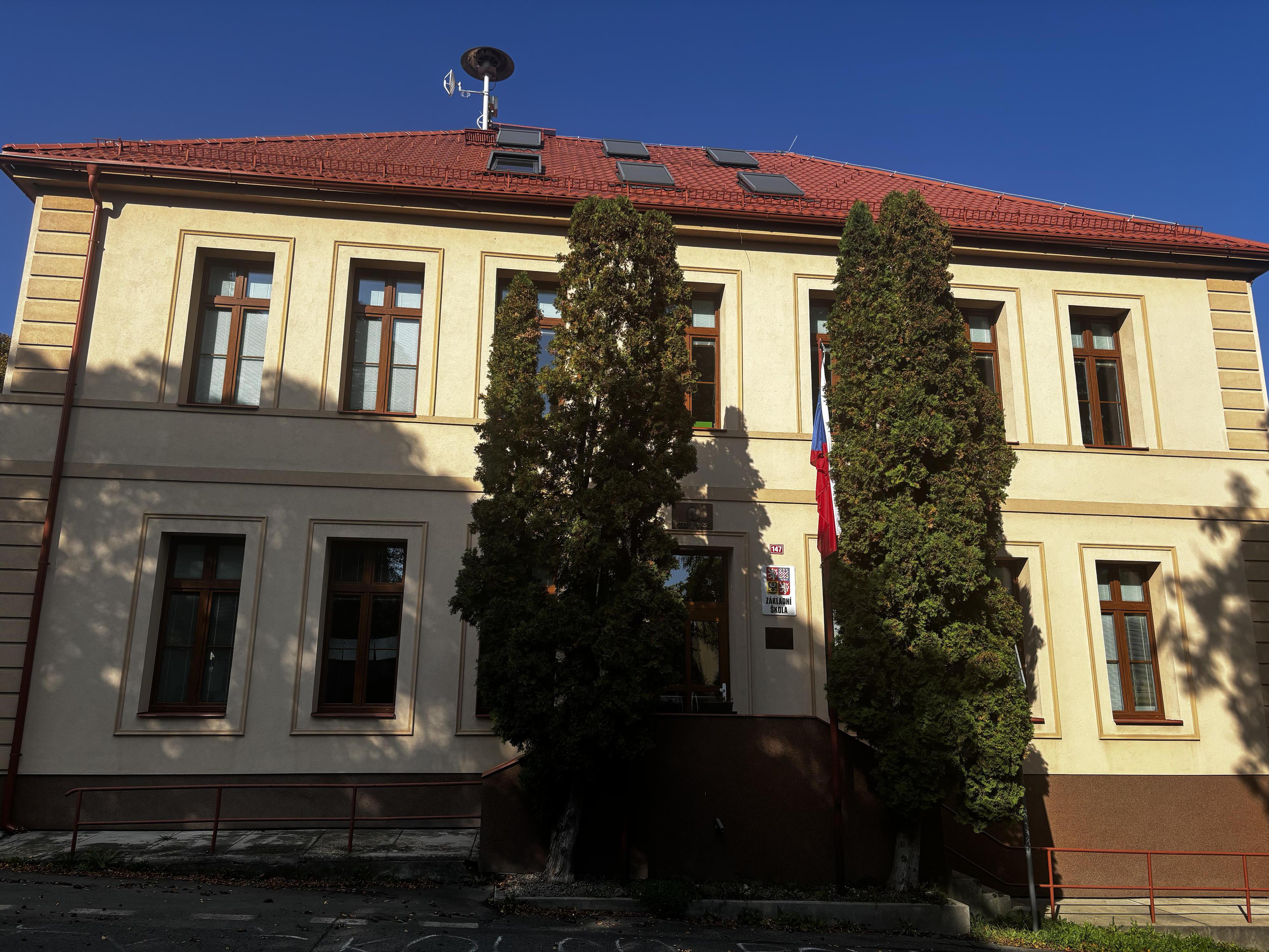 Základní škola Hudlice-okres Beroun foto 2