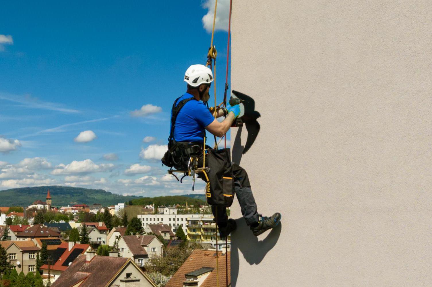 OPRAVY Z LANA JIČÍN - Pavel Reik