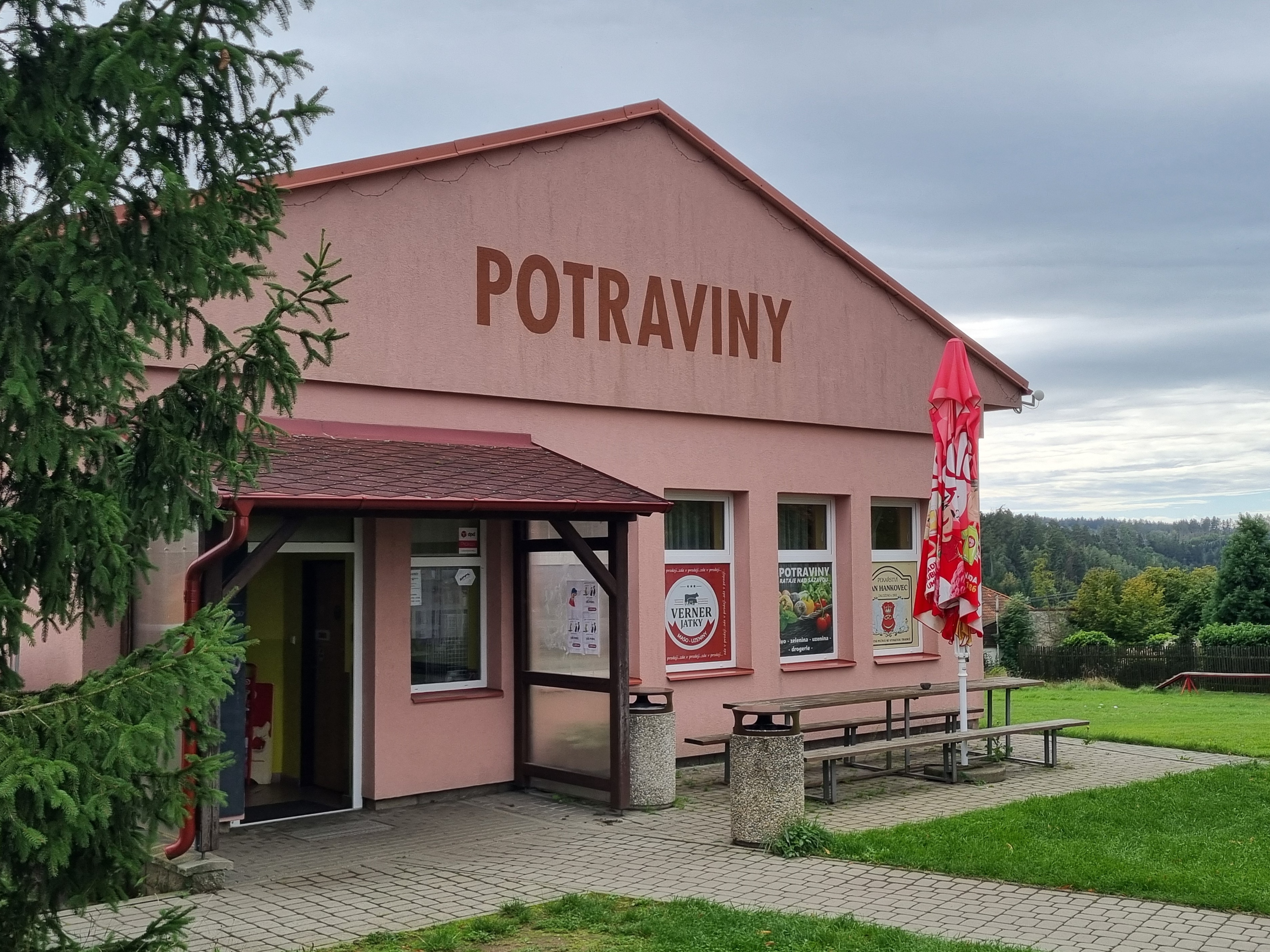 Potraviny Hlavní 239 foto 4