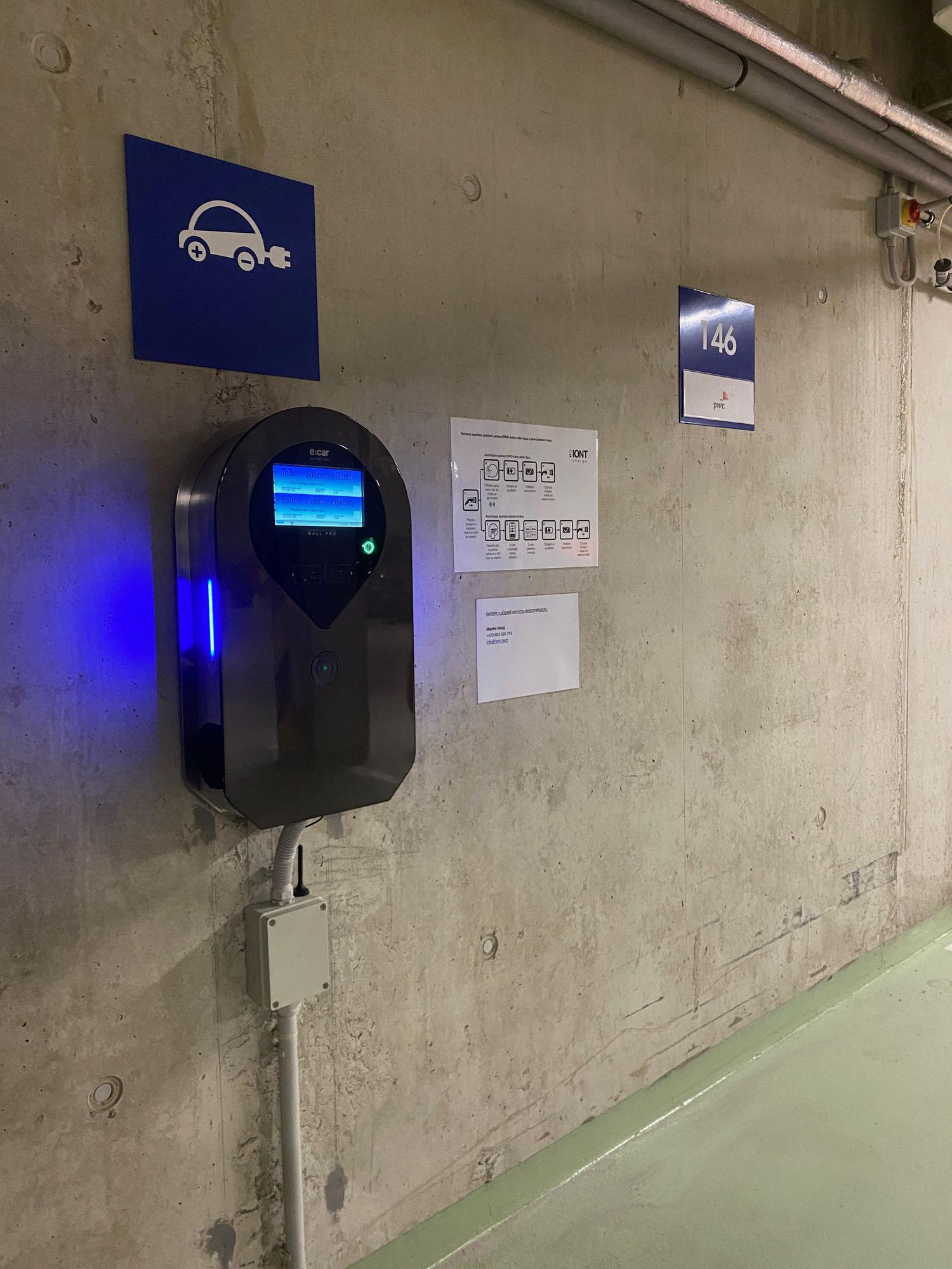 IONT tech s.r.o. - dobíjecí stanice foto 2