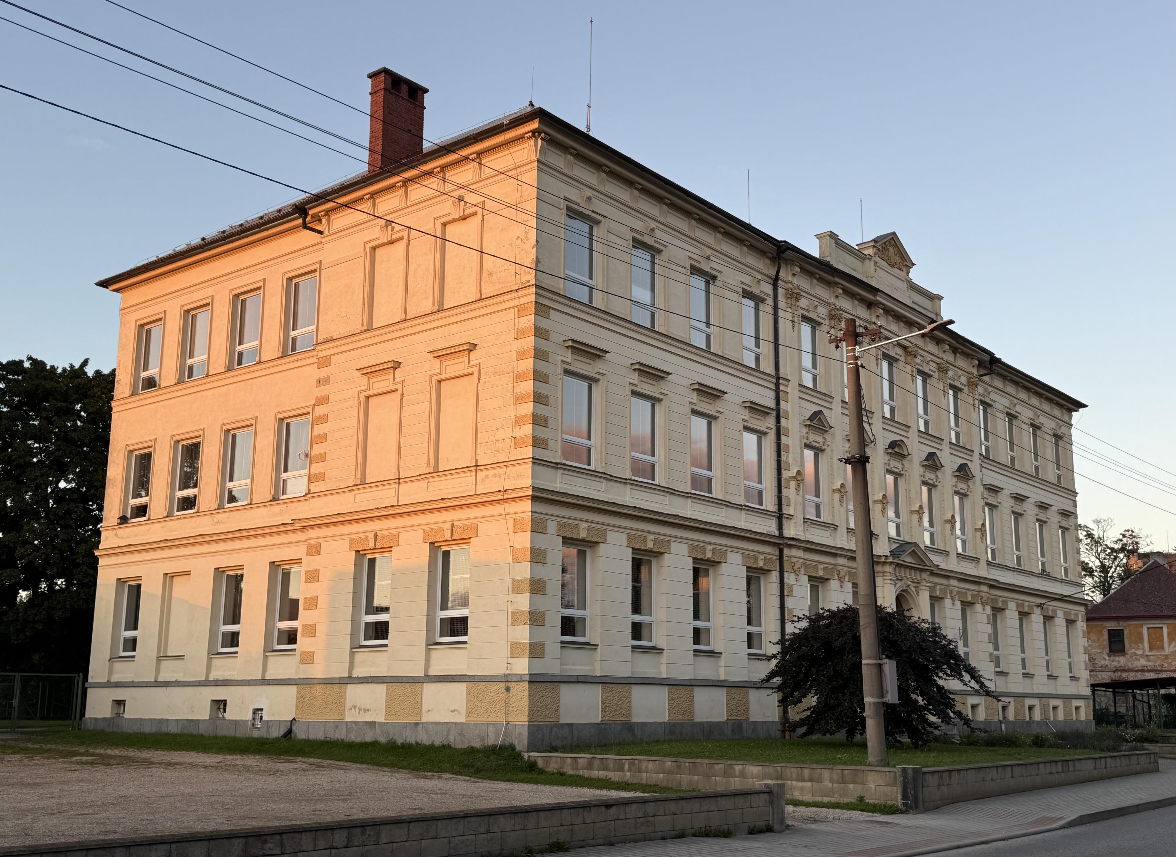 ZŠ a MŠ Raspenava foto 4