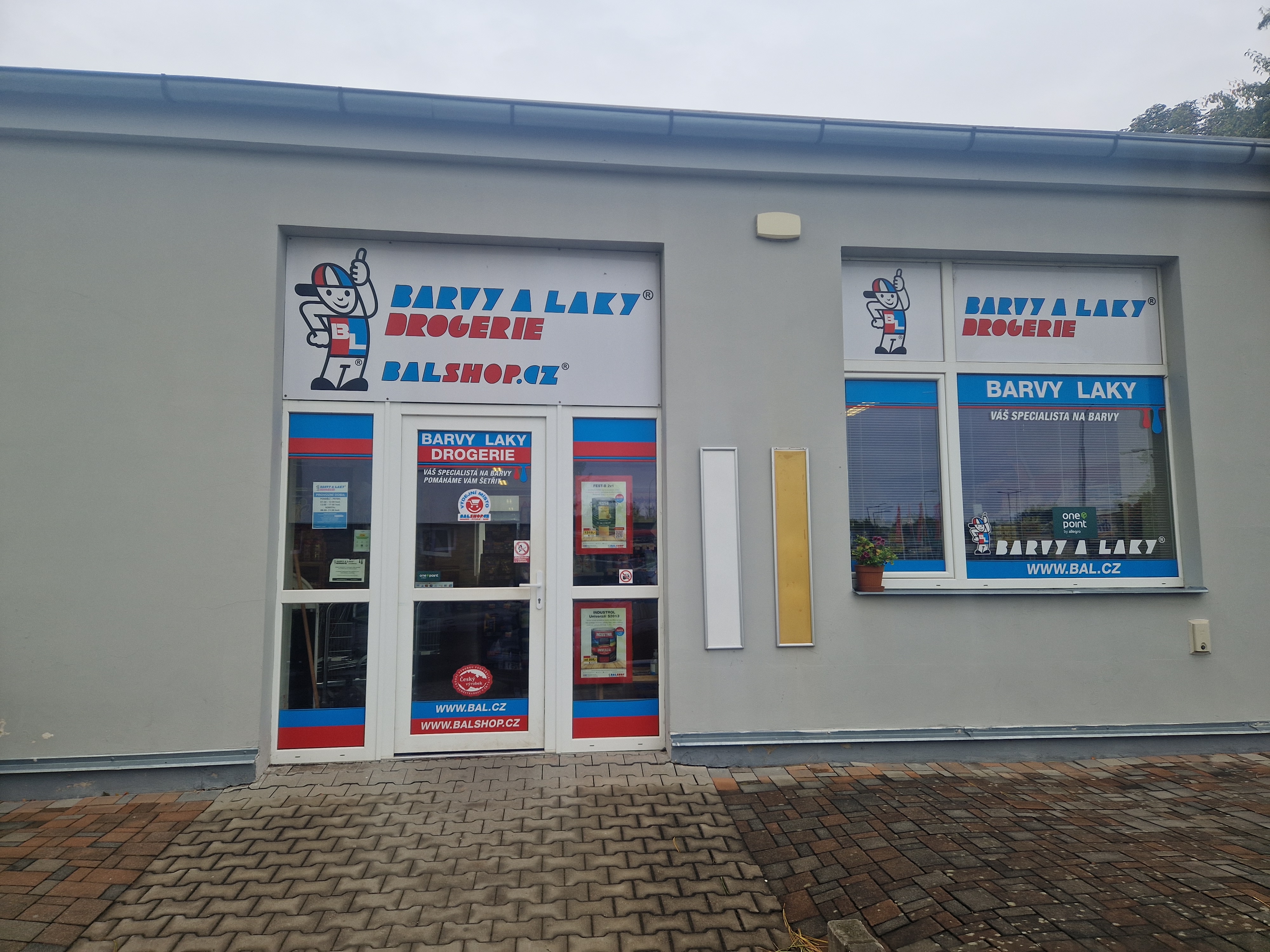BARVY A LAKY DROGERIE foto 6