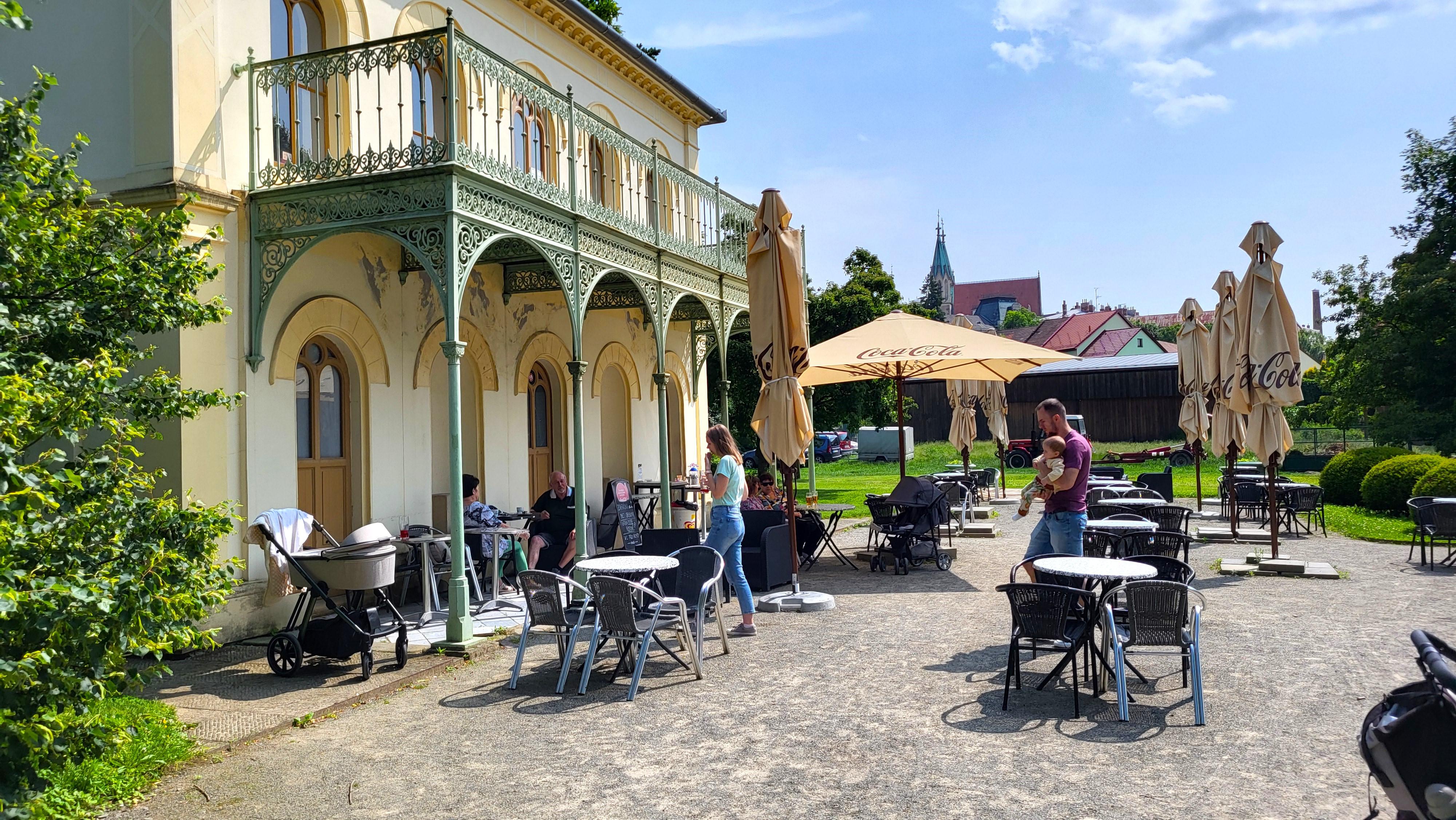 Kavárna Sezóna foto 3