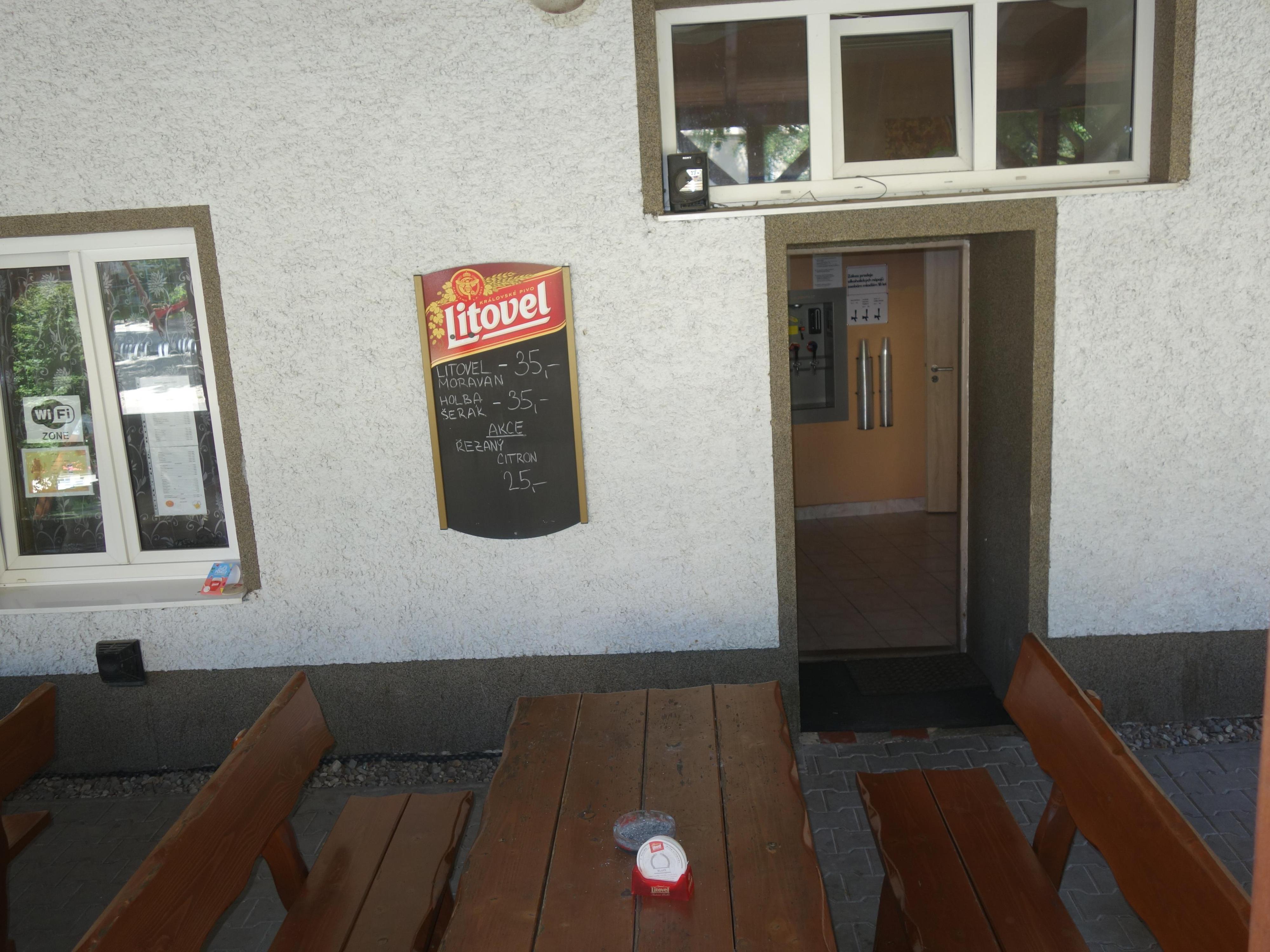 Hospoda U Zbrojnice foto 5