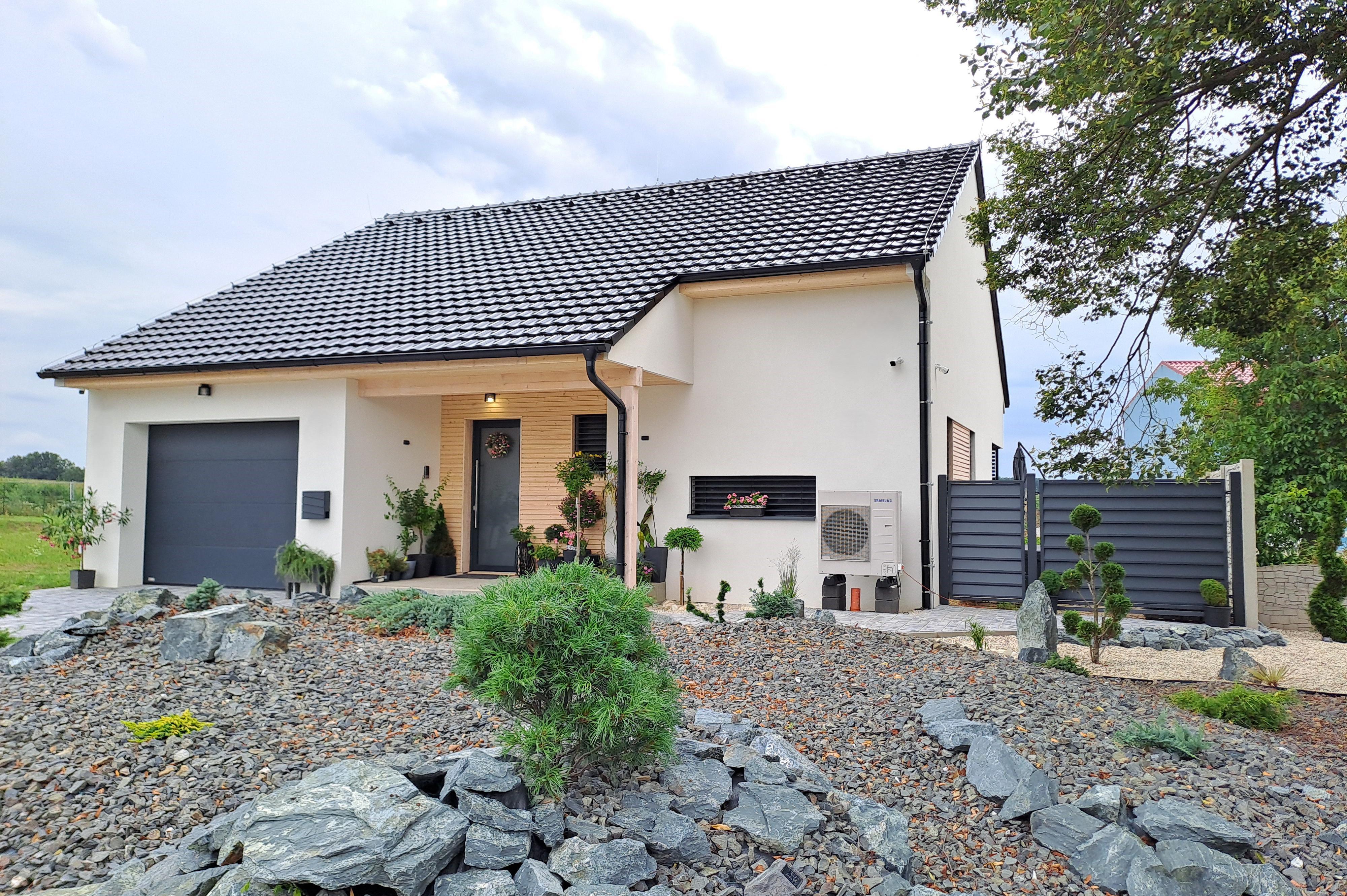 Úsporné bydlení s.r.o. - výrobní hala