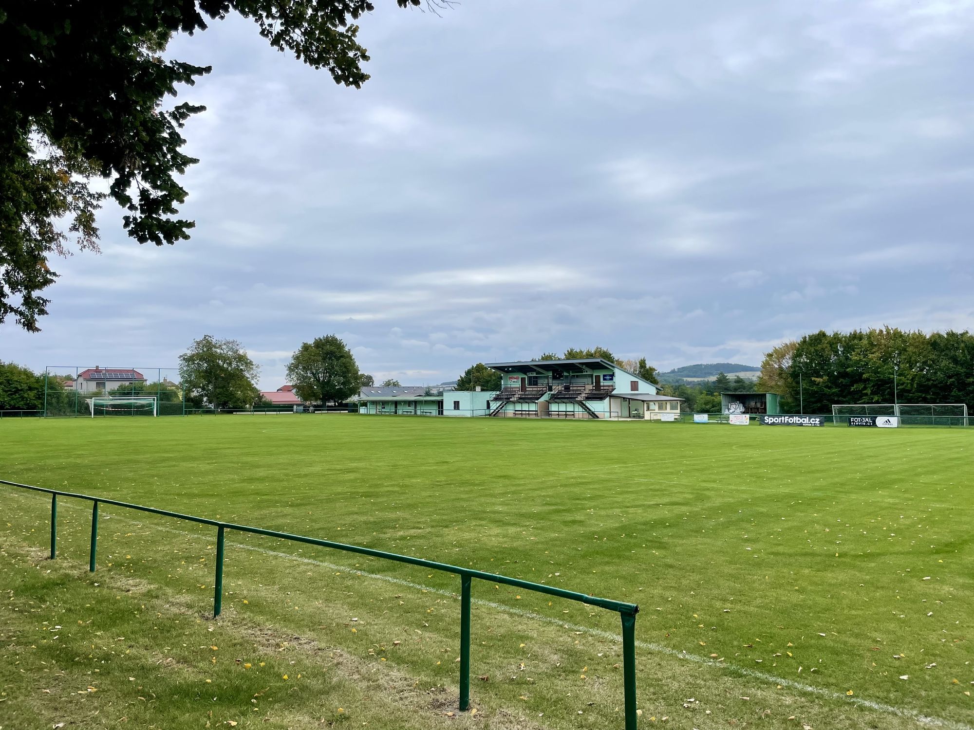 Fotbalové hřiště Ratboř foto 1