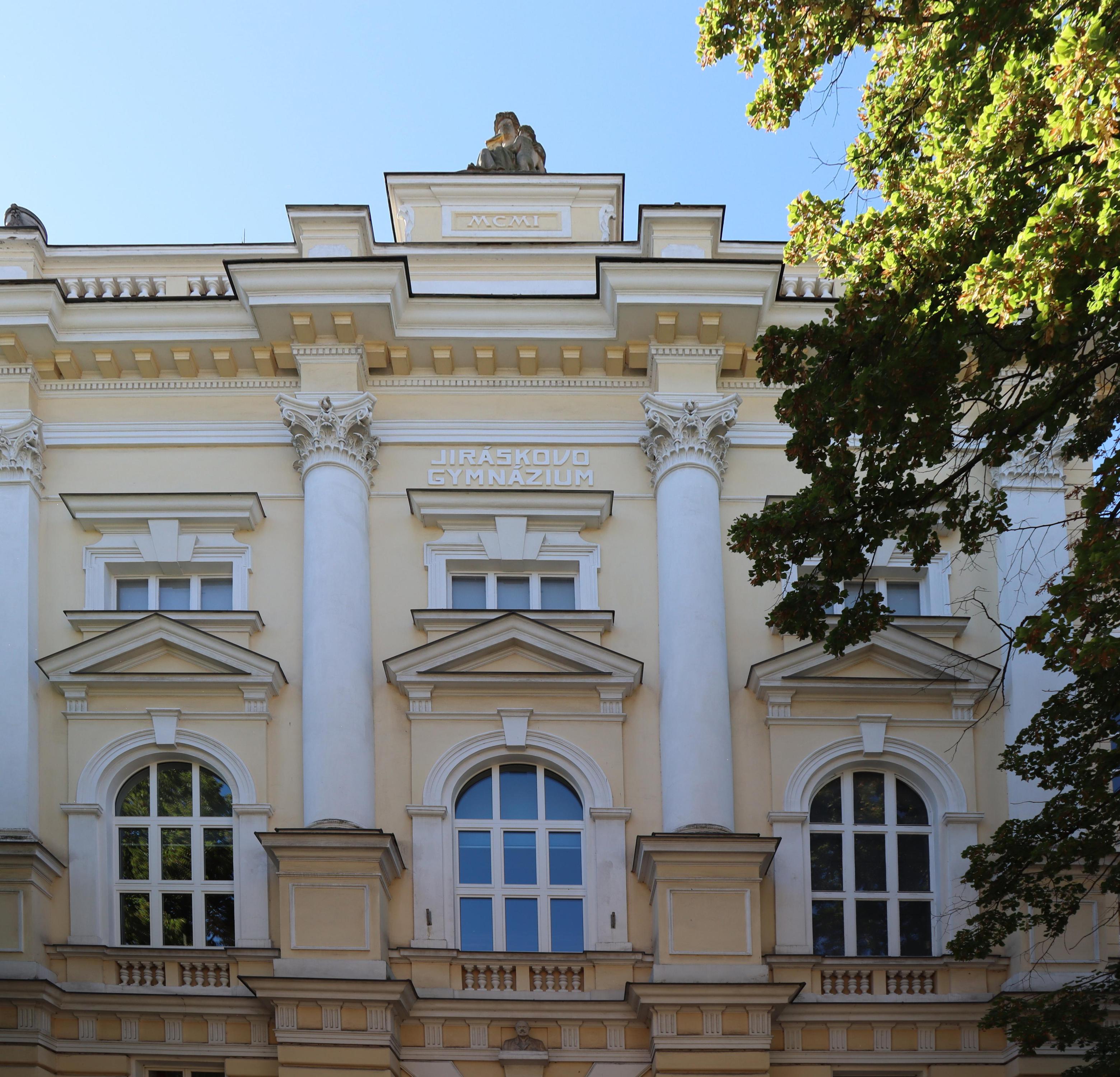 Jiráskovo gymnázium Náchod foto 3