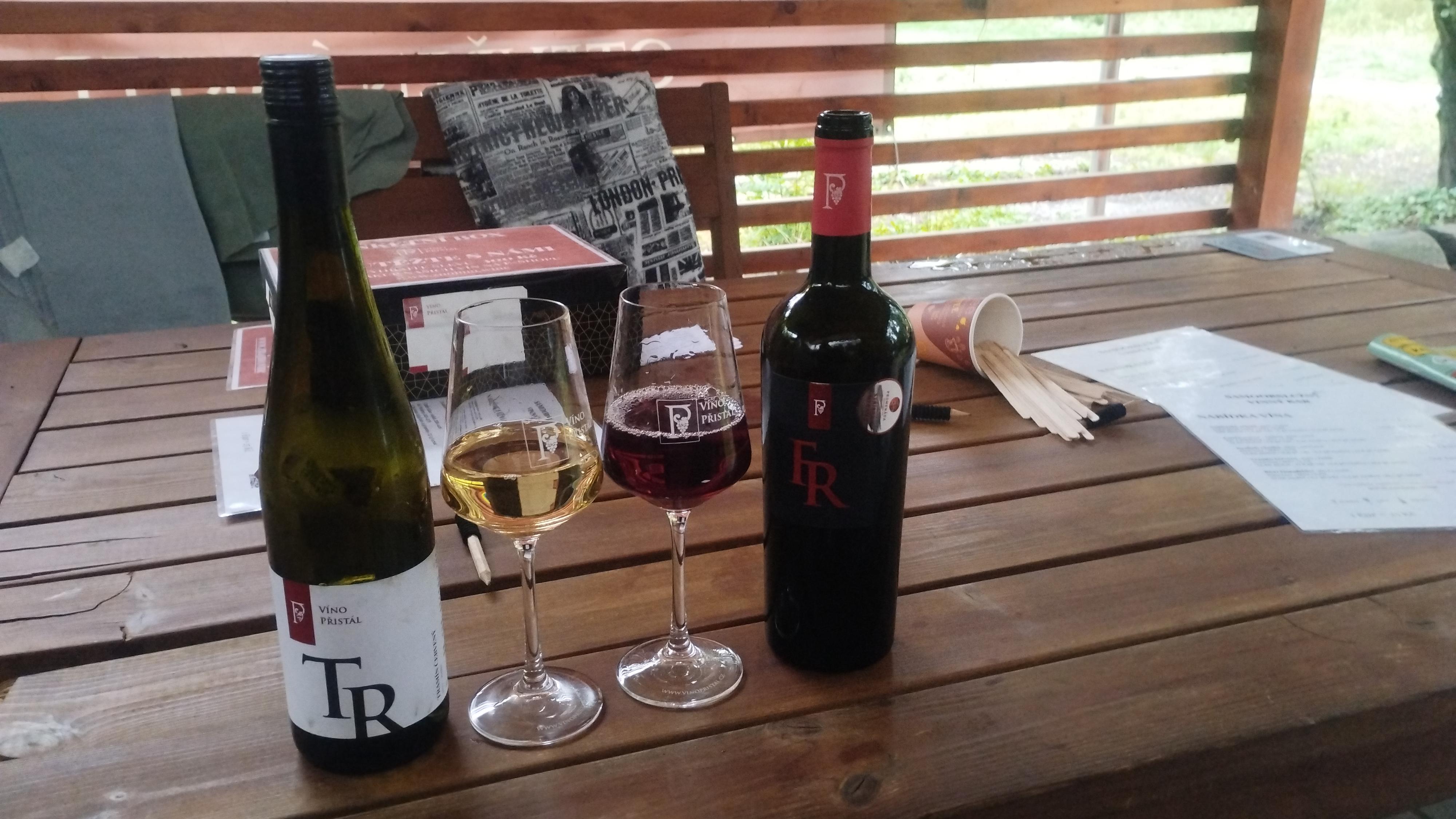 Víno Přistál, vinný sklep foto 6