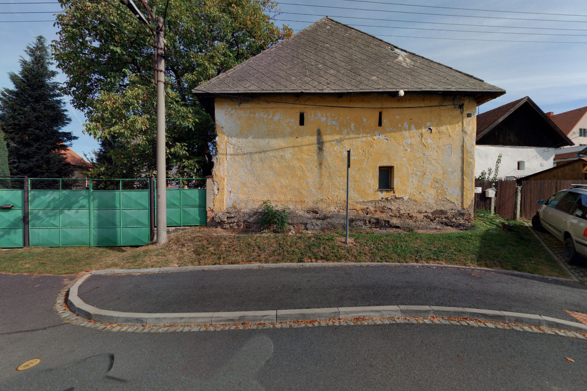 Statek Rolnička - samoobslužný stánek se zeleninou