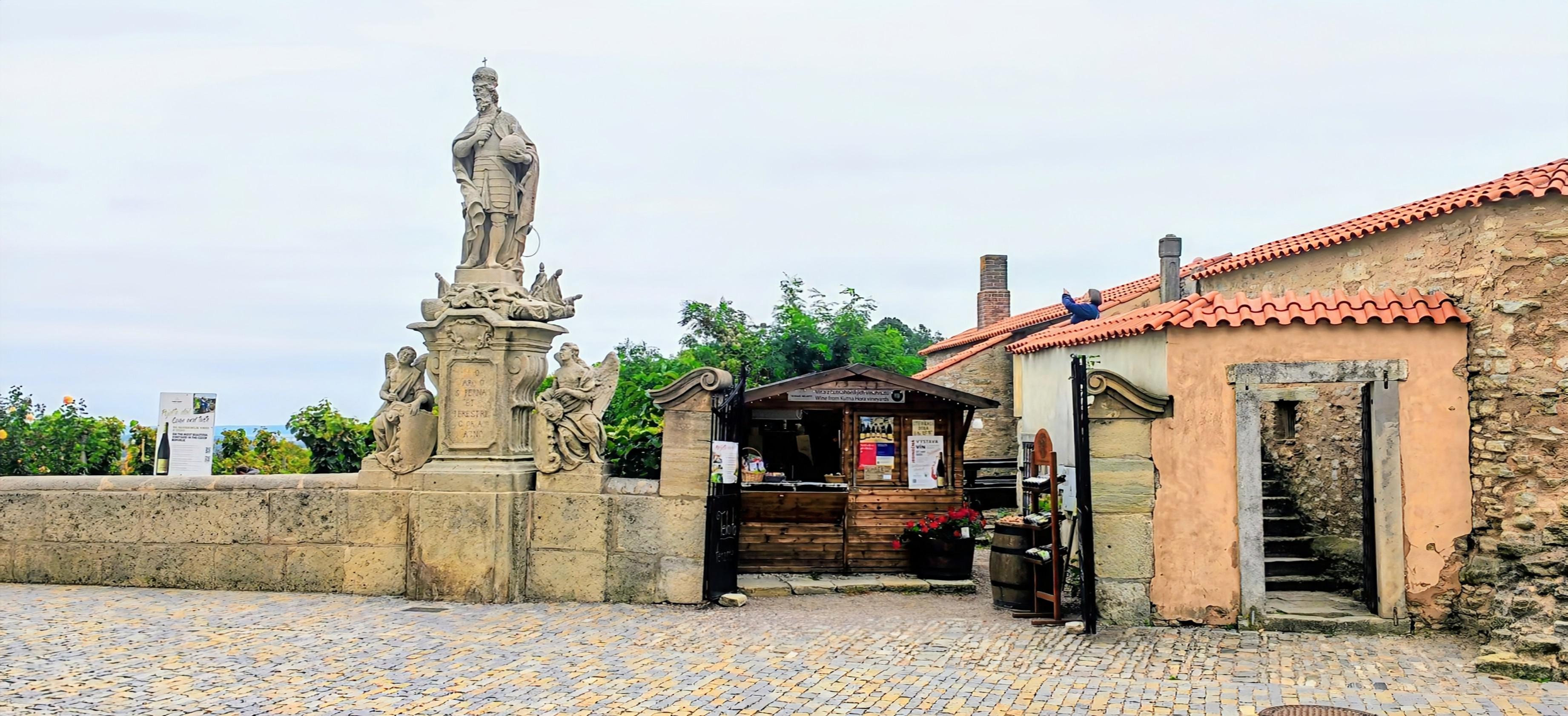 Stánek u kaple Božího těla foto 6