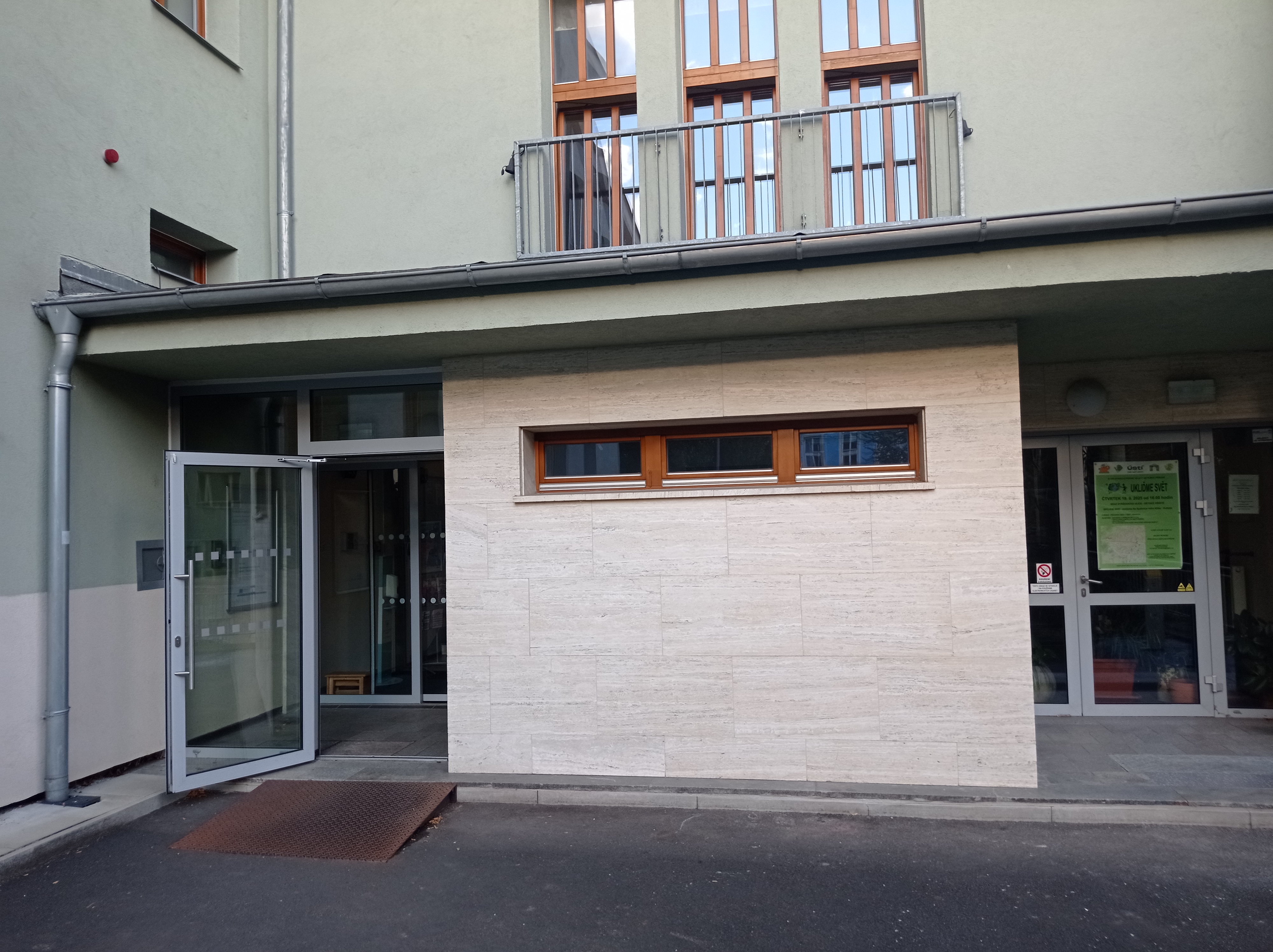 Dům dětí a mládeže a Zařízení pro další vzdělávání pedagogických pracovníků, Ústí nad Labem