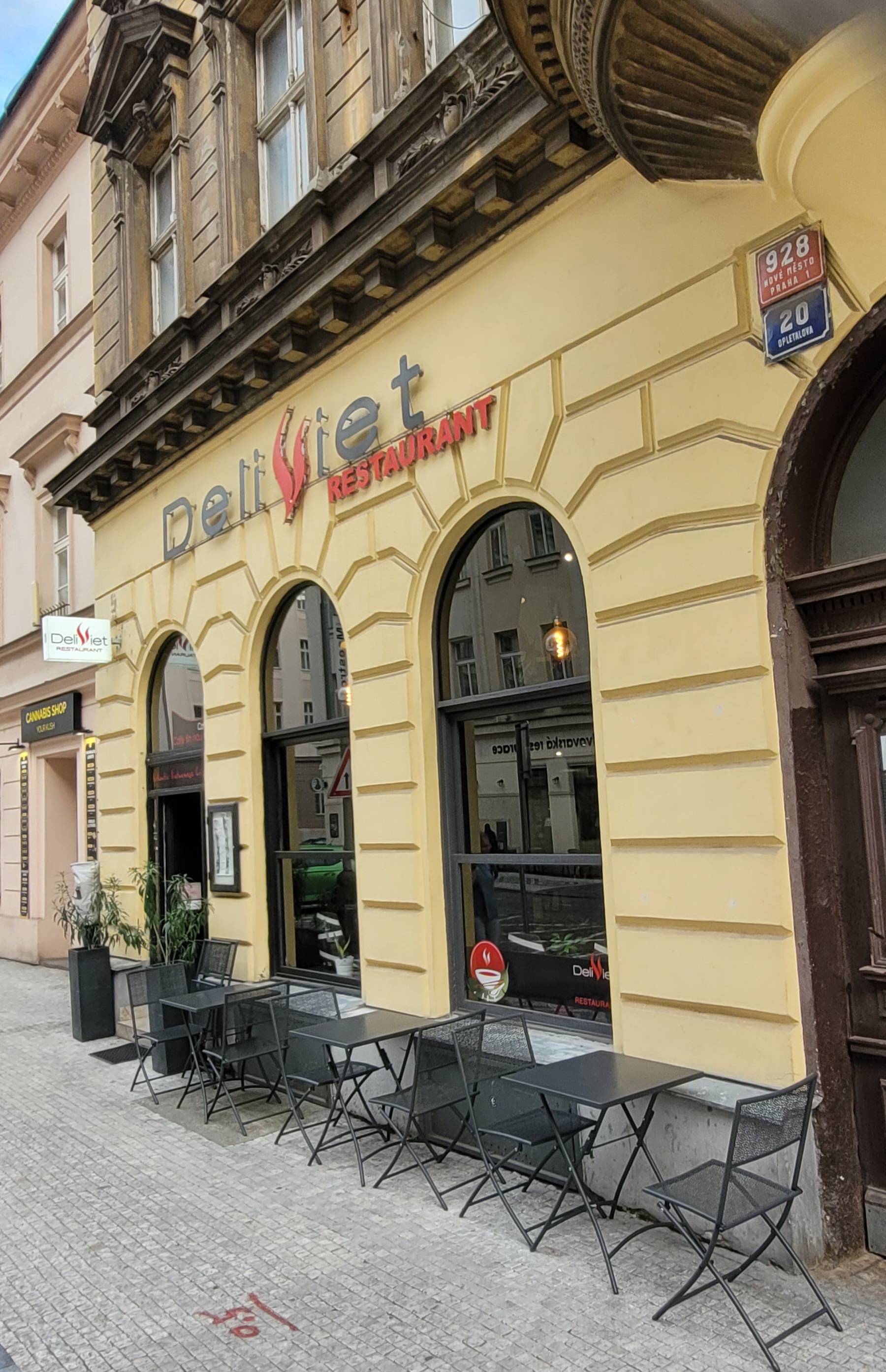 Deli Viet Restaurant foto 3