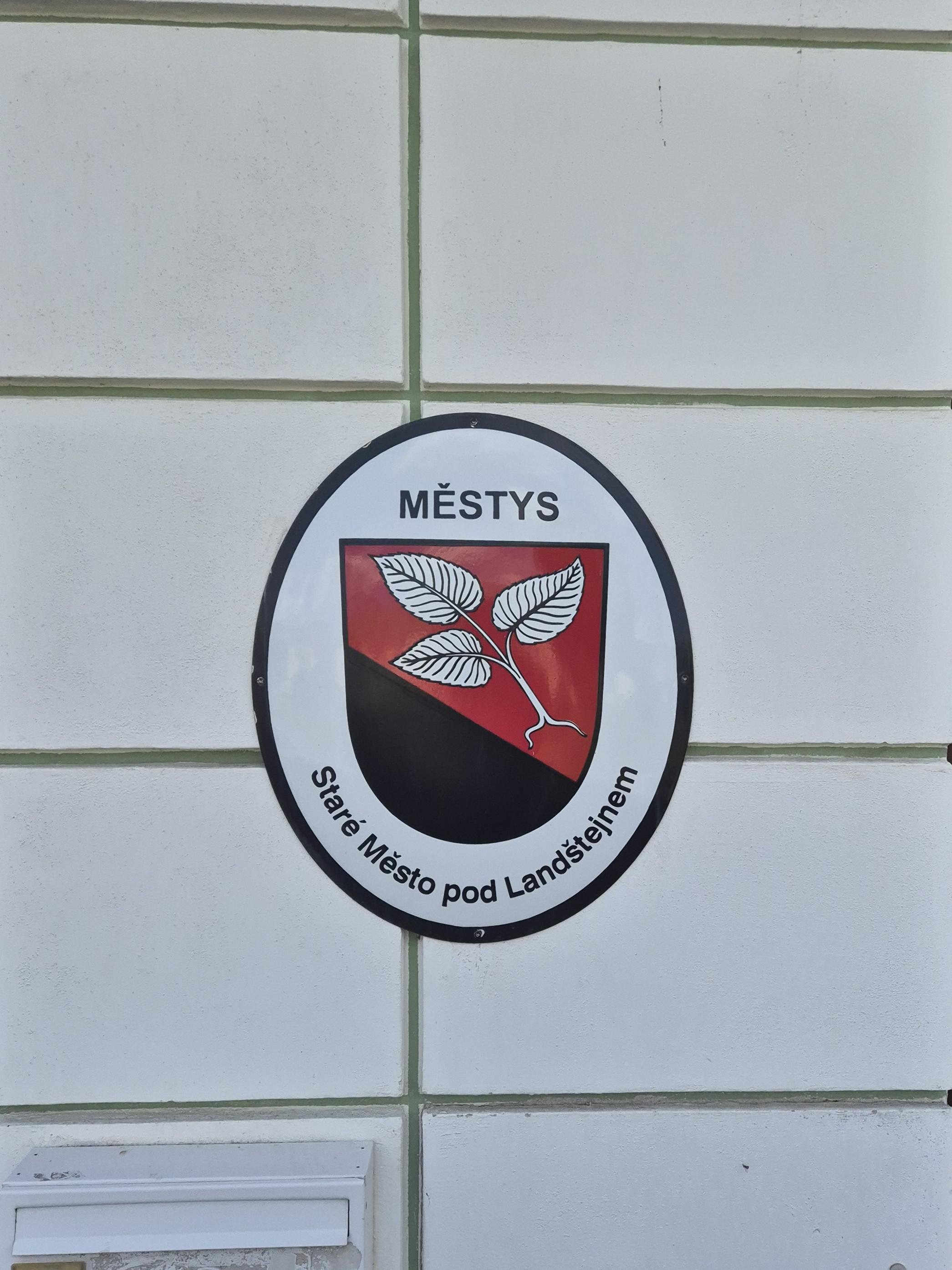 Staré Město pod Landštejnem - úřad městyse foto 3