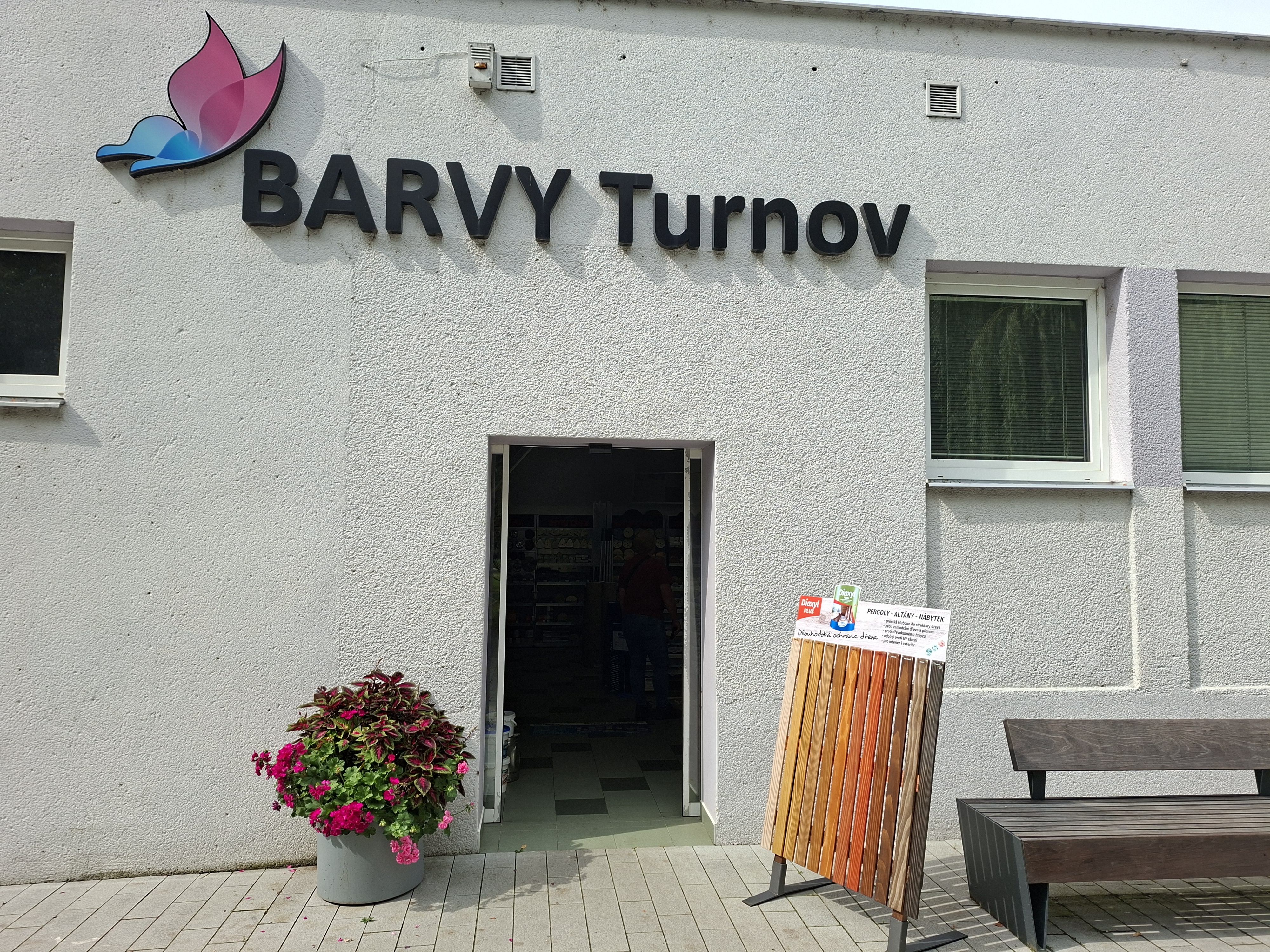 Barvy Turnov, s.r.o. foto 4