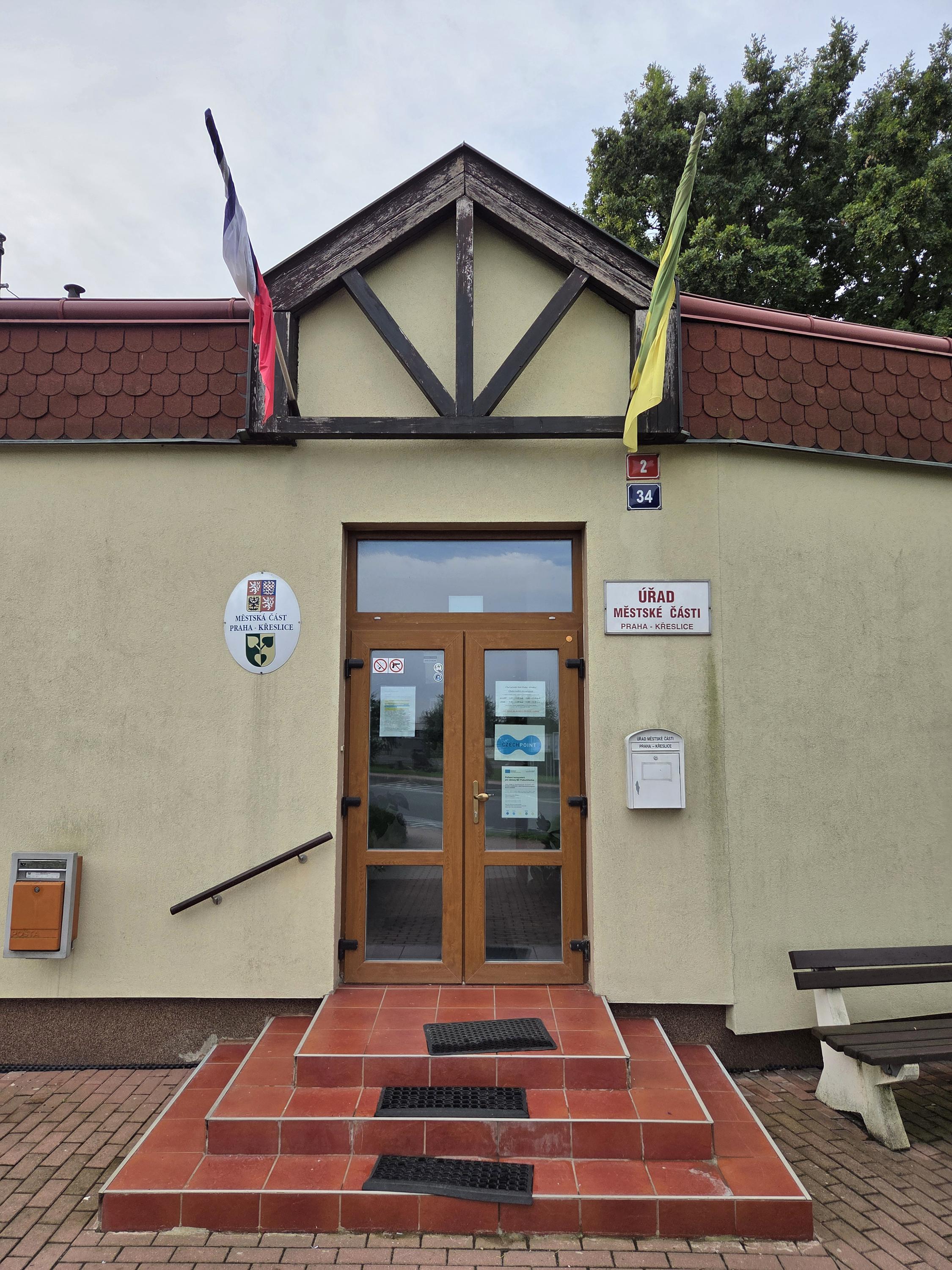 Úřad městské části Praha-Křeslice foto 5