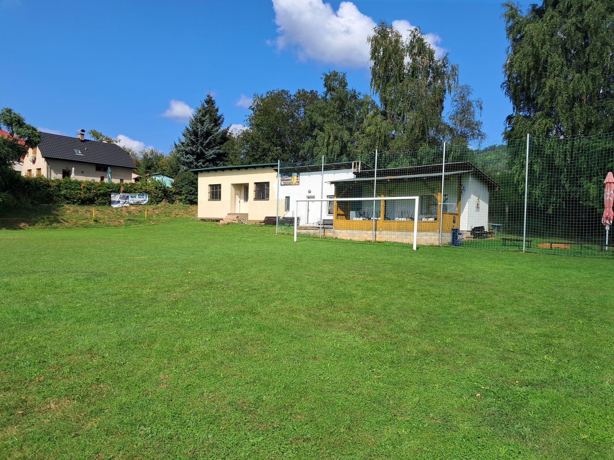 Fotbalové hřiště Tatobity foto 2