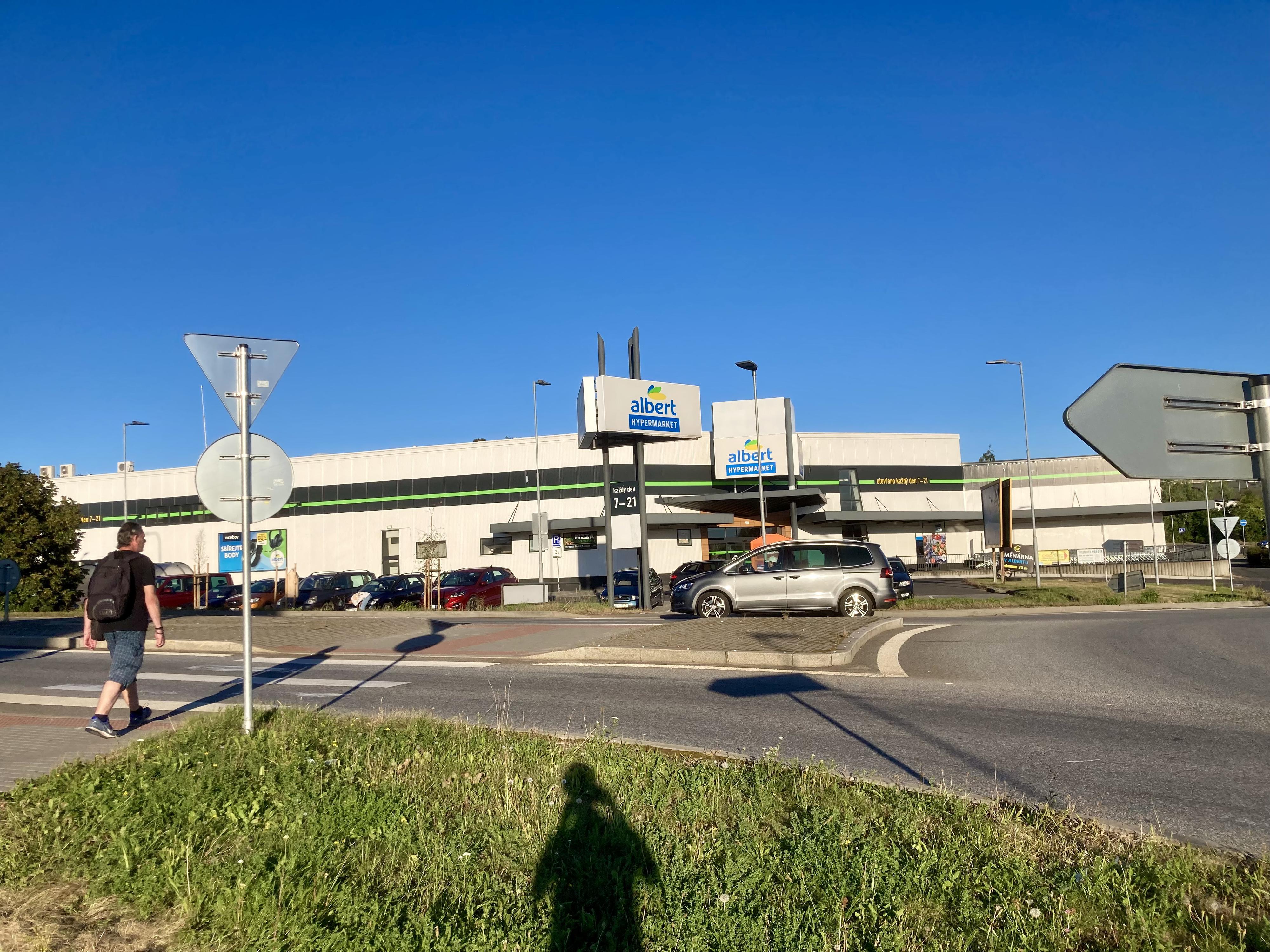 Albert Hypermarket foto 3