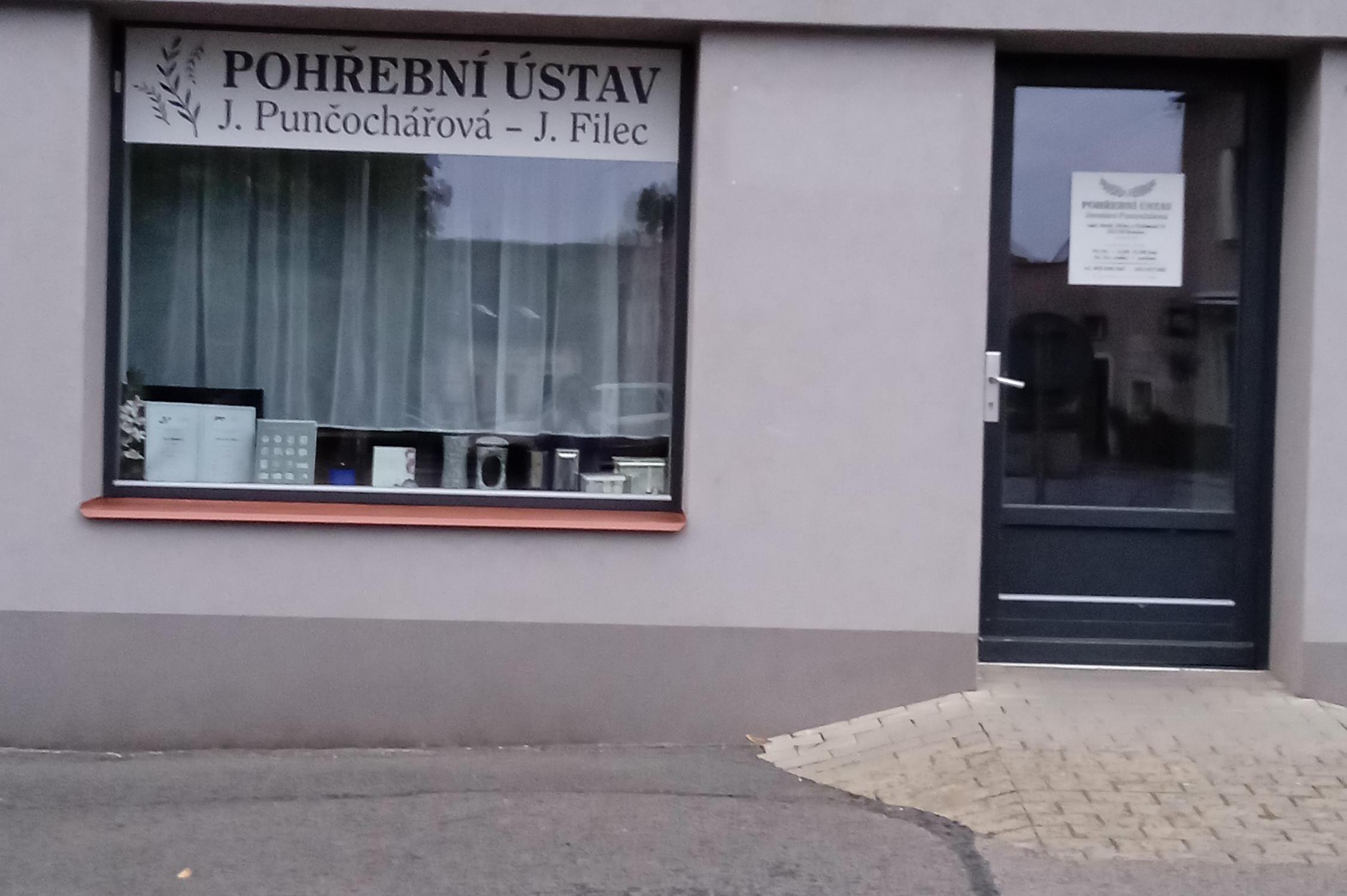 Pohřební ústav Řevnice - Jaroslava Punčochářová (Filecová)