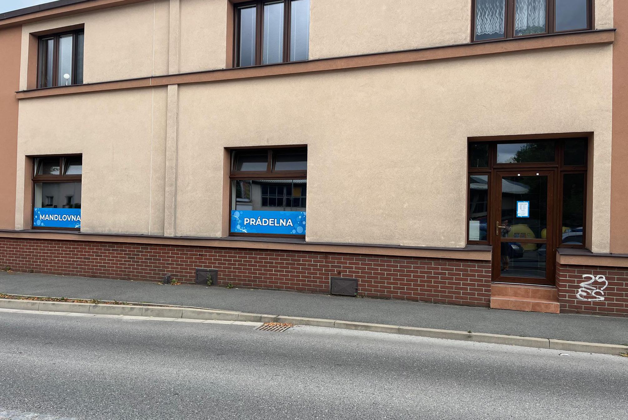 AURA prádelna-mandlovna