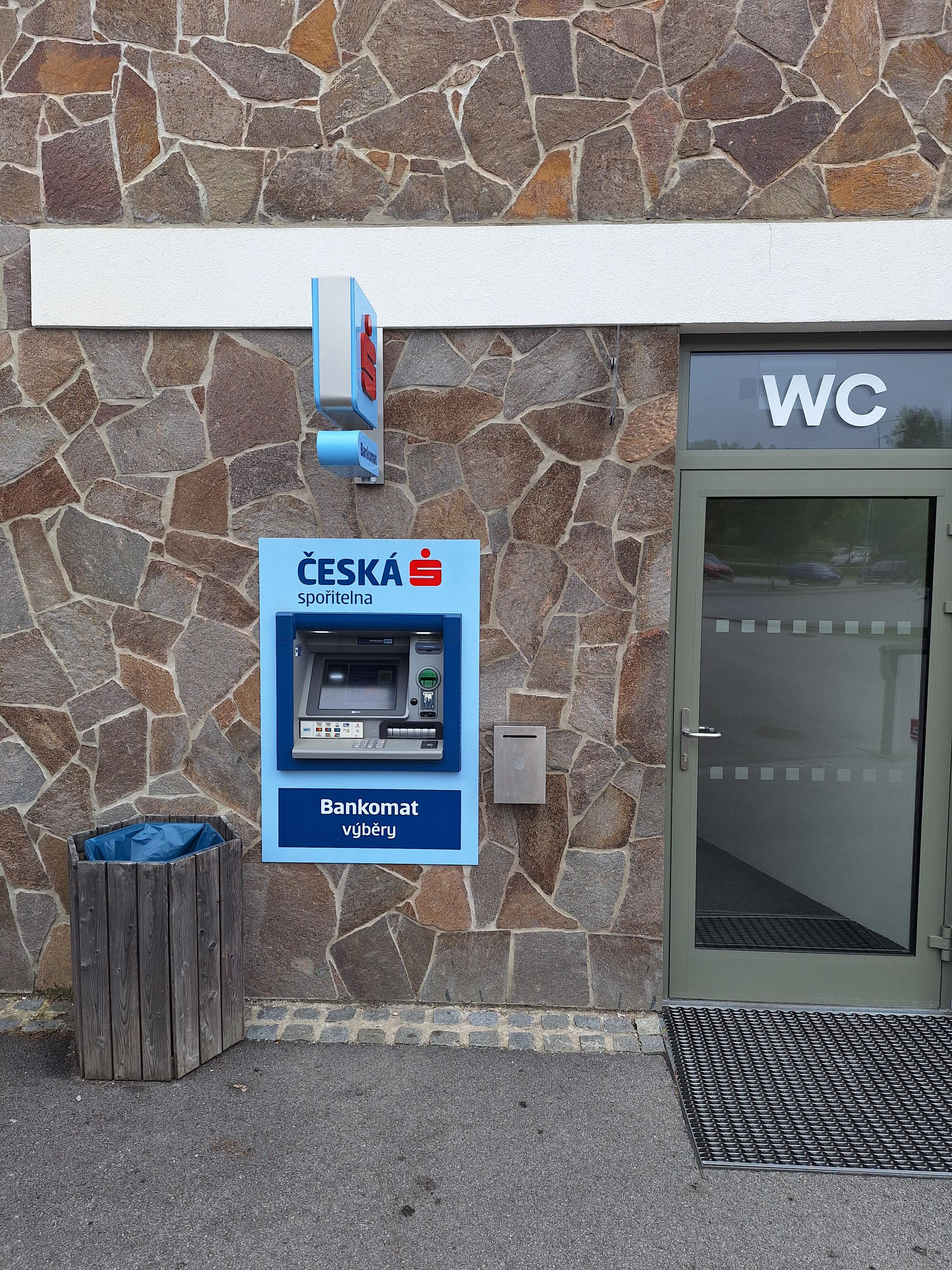 Bankomat České spořitelny foto 2