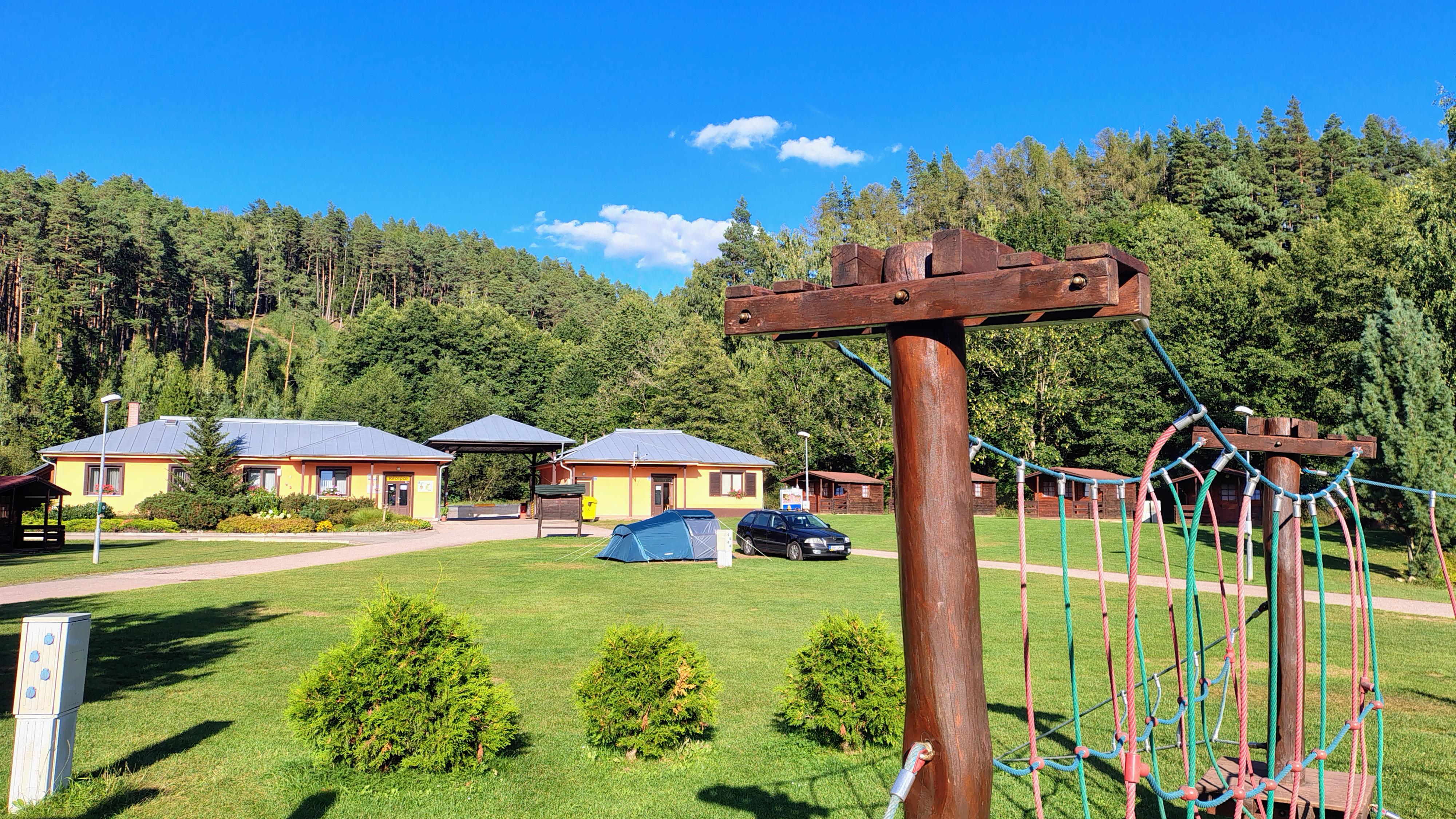 Koupaliště a Kemp Pecka foto 3