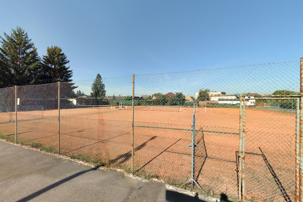 Tenisový kurt Klubovní