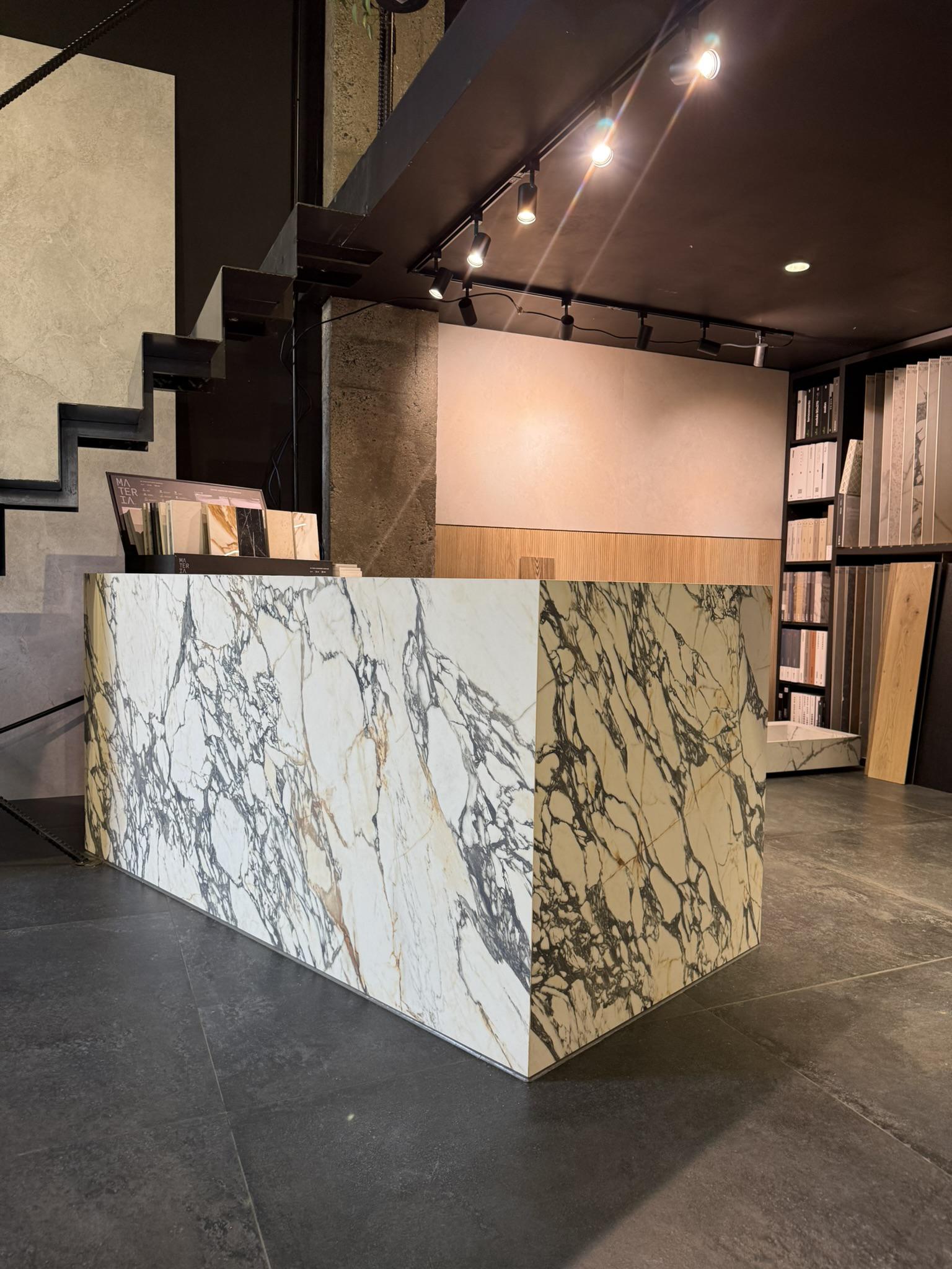 Designista. MAAG foto 2