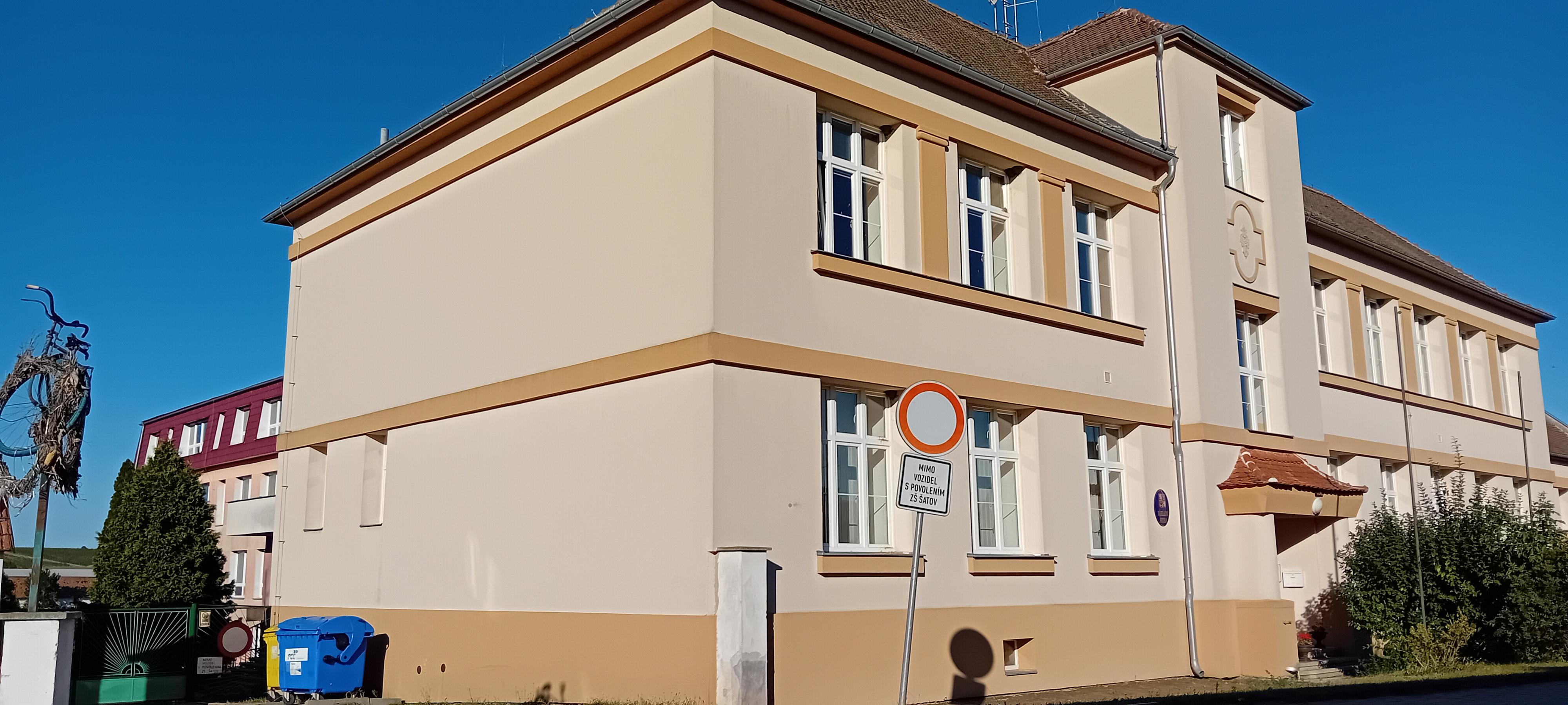 Základní škola Šatov