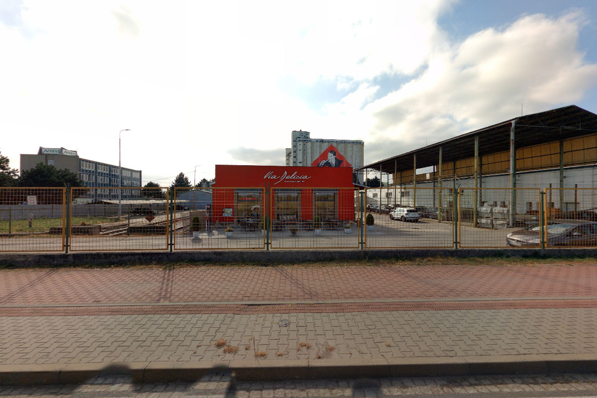 Nabíjecí stanice Rodinná konzervárna Via Delicia foto 5