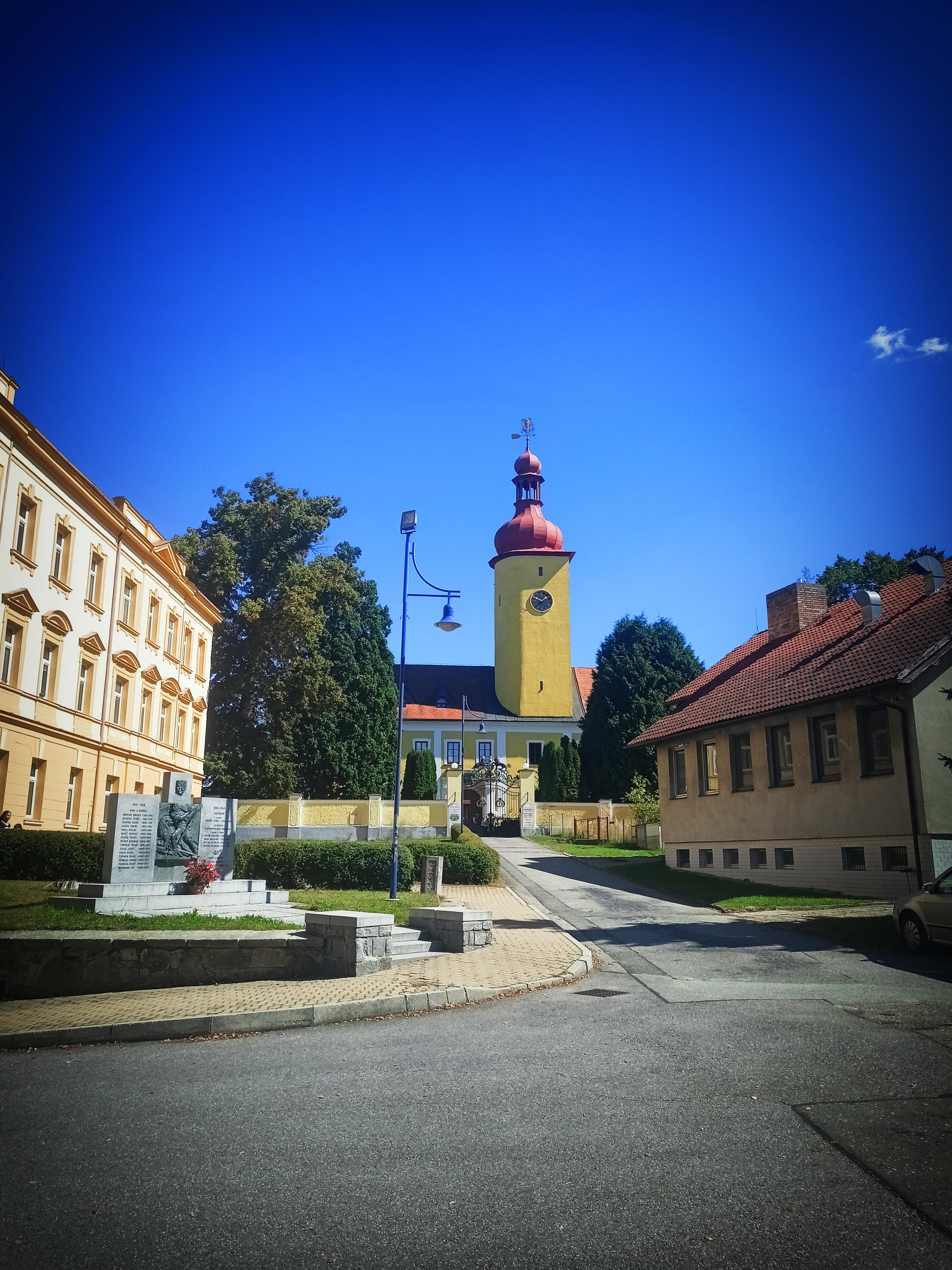 Zámek Stráž nad Nežárkou foto 3