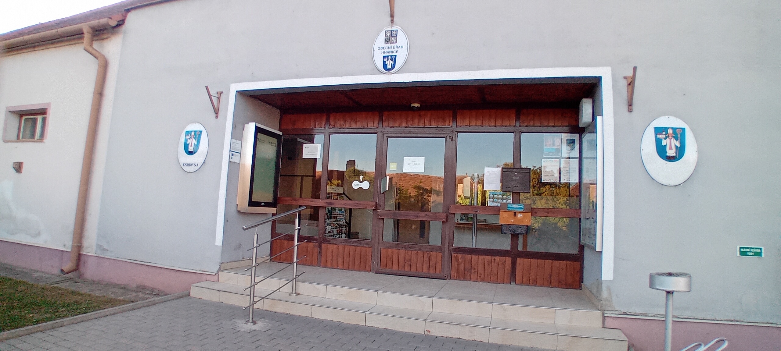 Obecní knihovna Hnanice