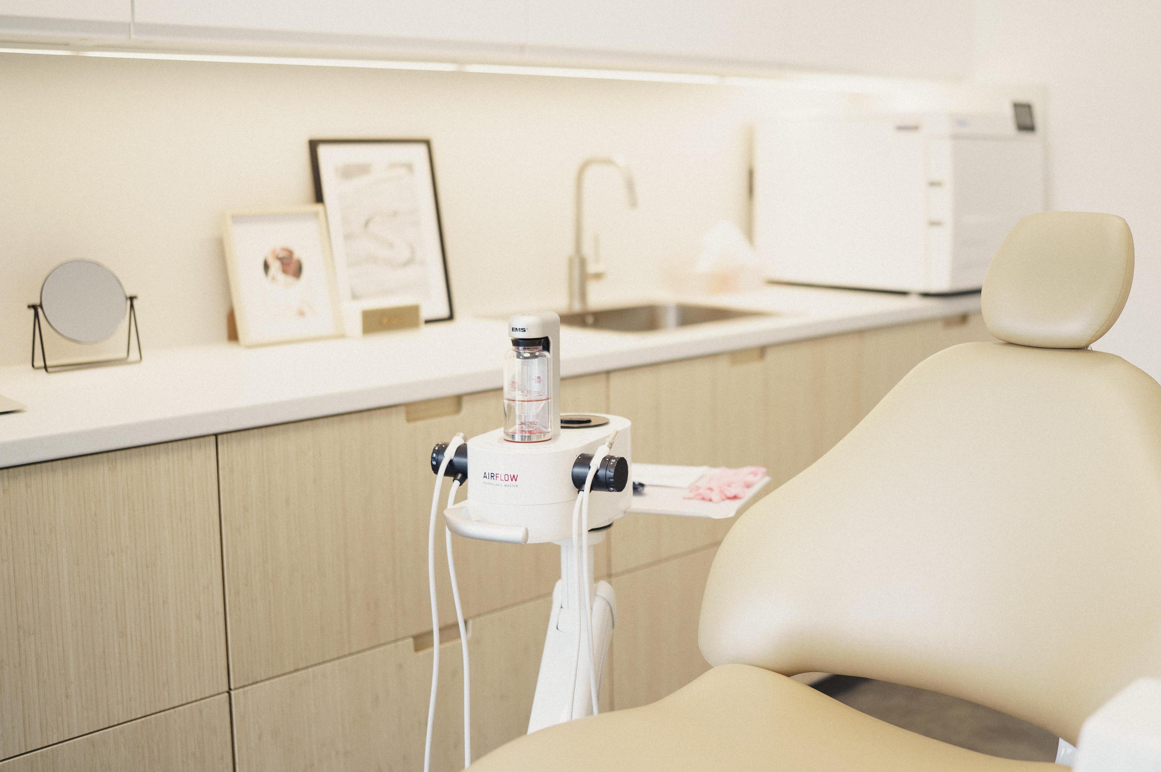 Dental Lounge - Martina Vyčítalová, DiS.