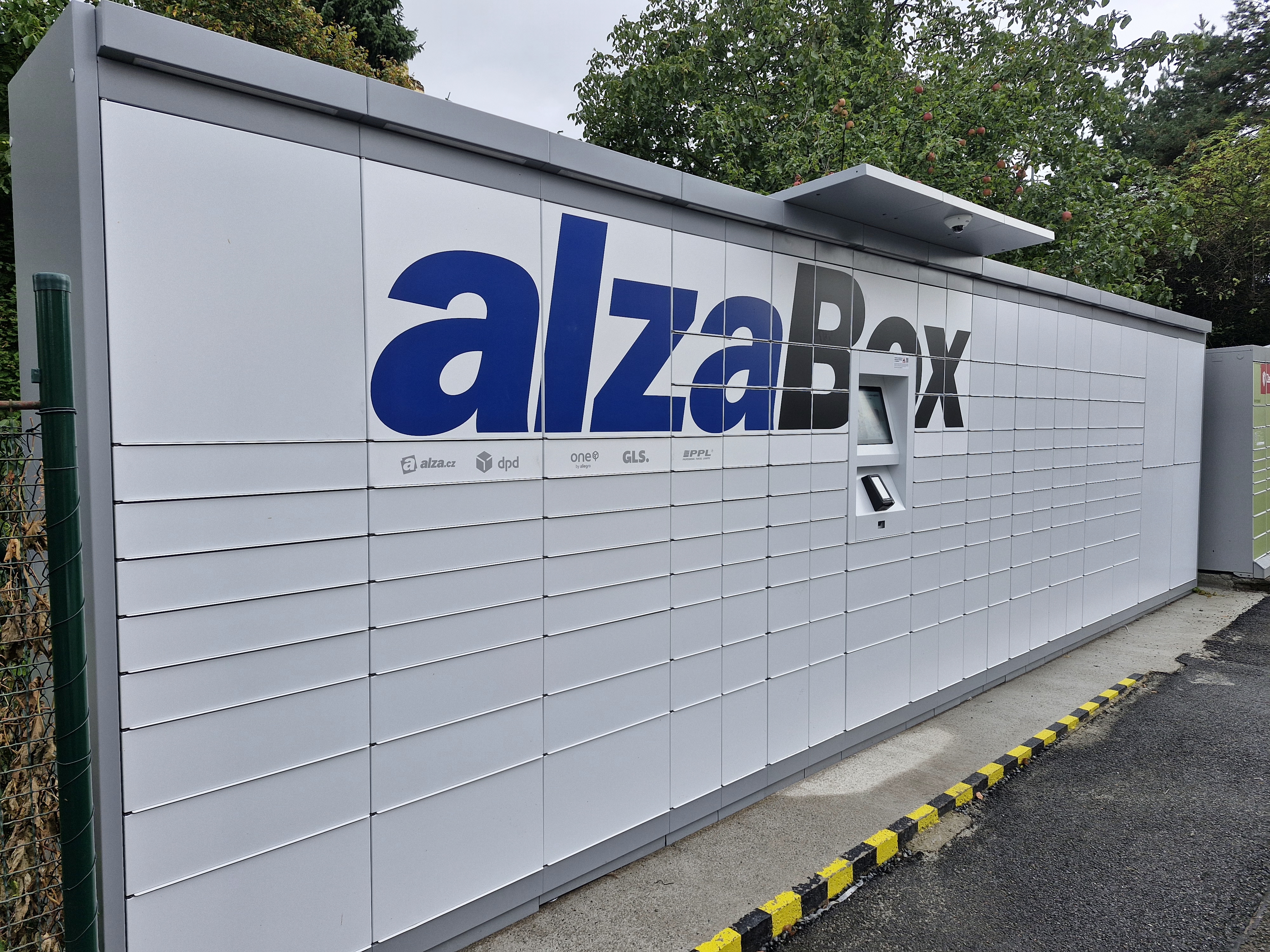 AlzaBox foto 3