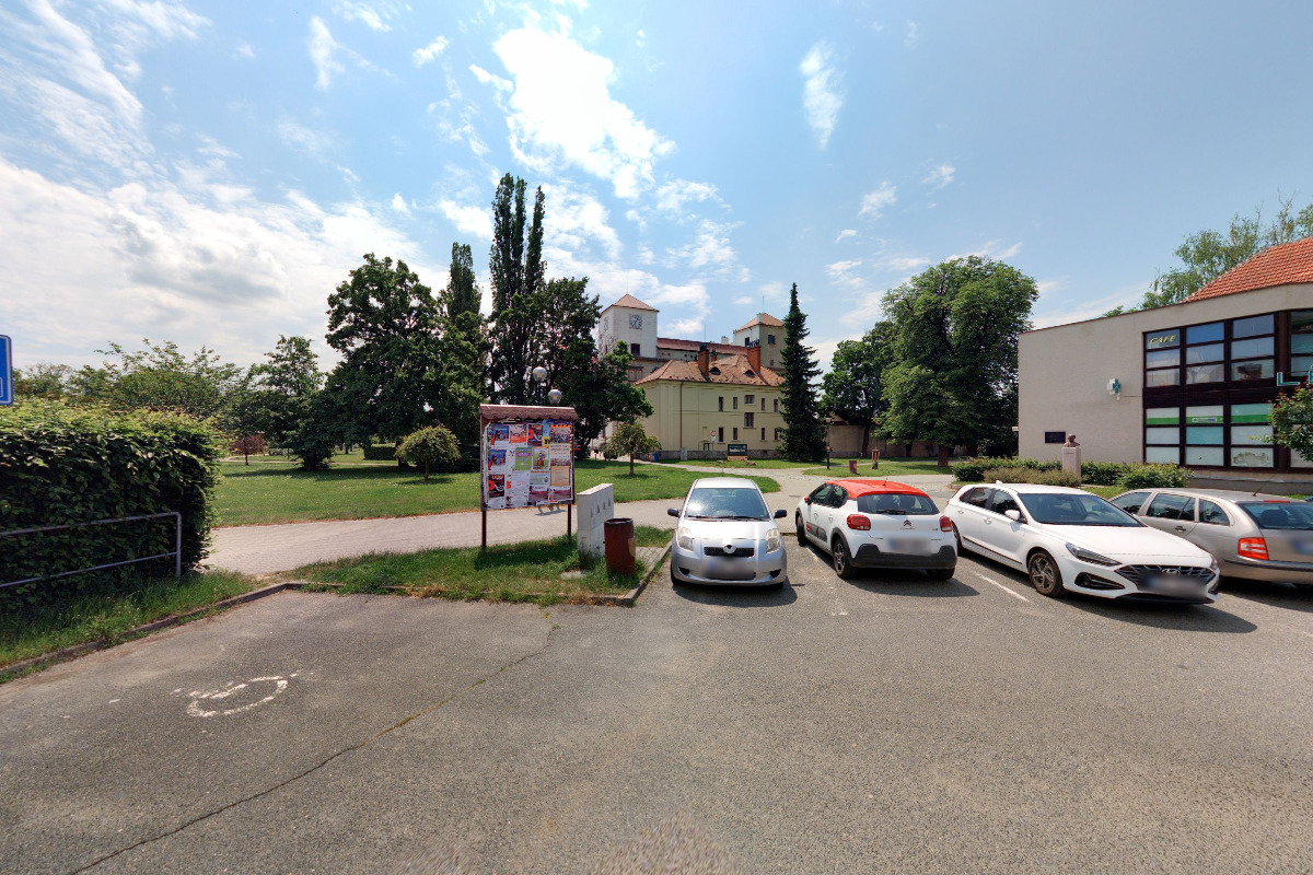 Dobíjecí stanice E-mobility