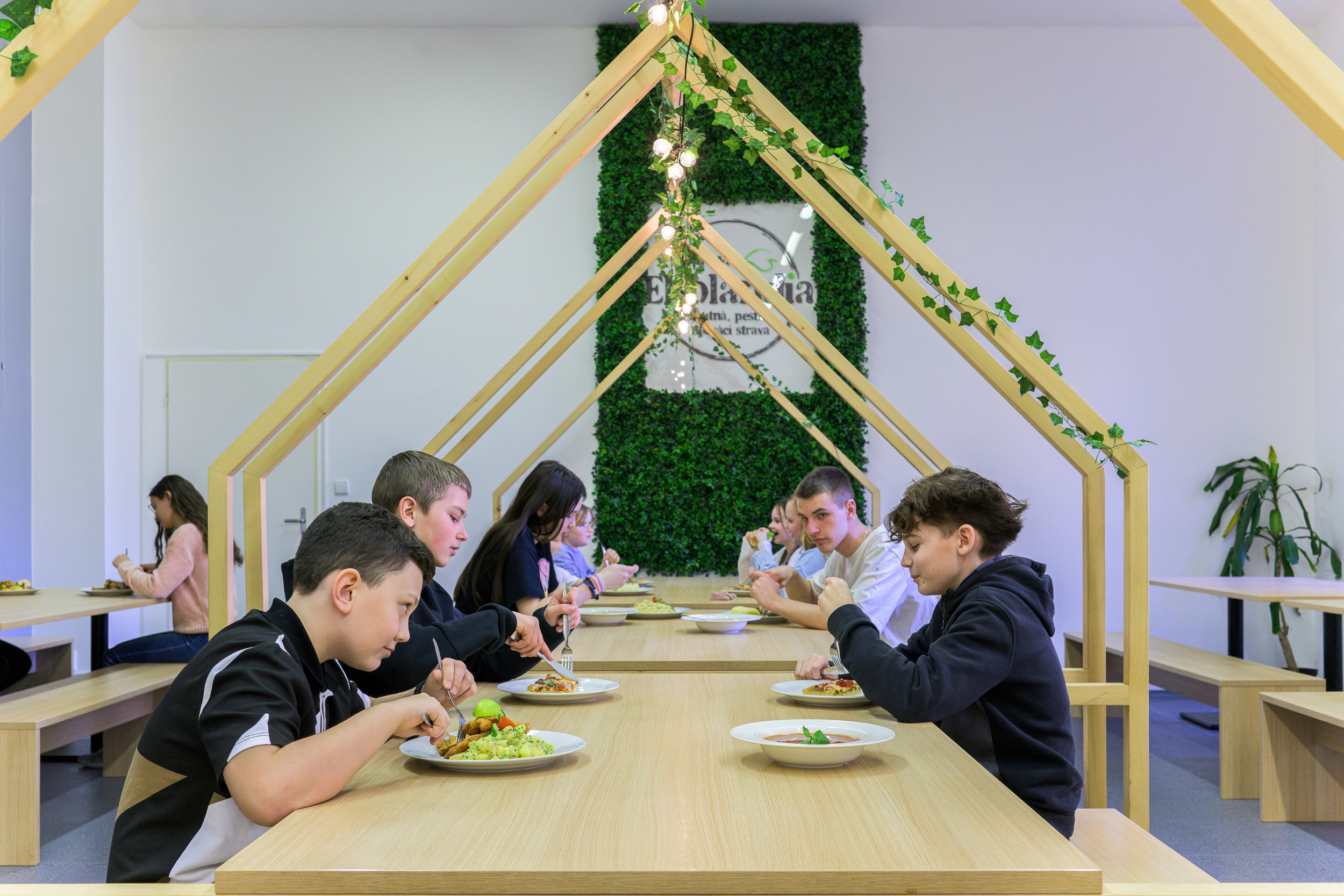 EKOLANDIA, školní catering, základní škola a mateřská škola, s.r.o. foto 5