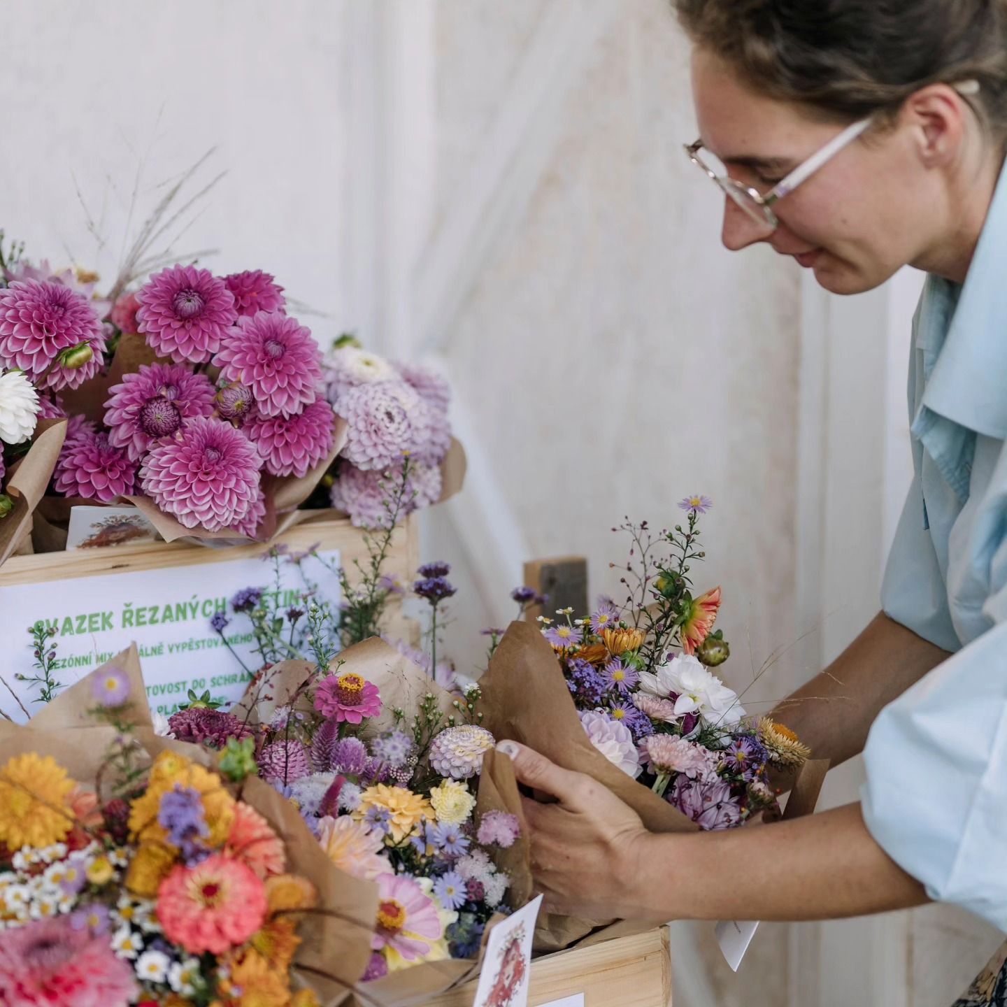 Květinový stánek Zahradní kvítí foto 2