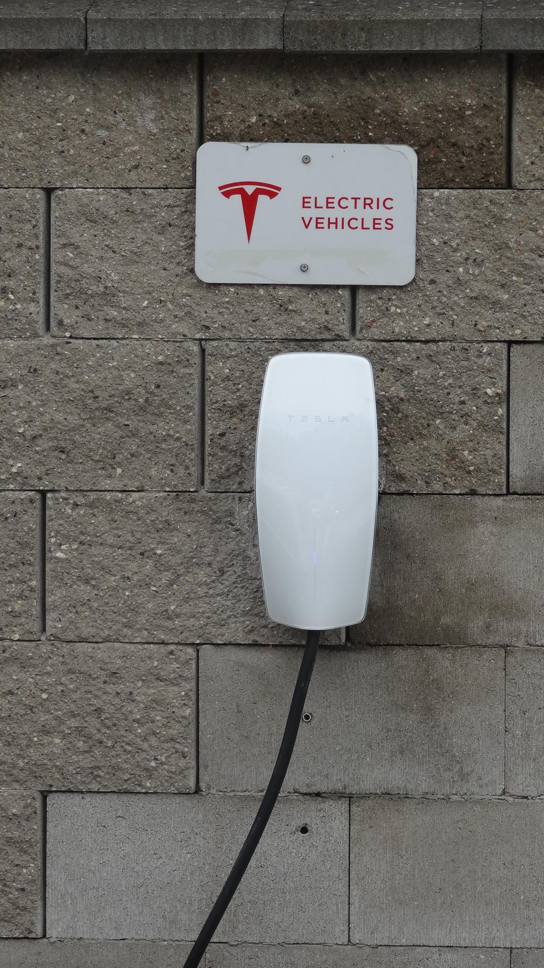 AVANTI hotel - Nabíjecí stanice foto 4