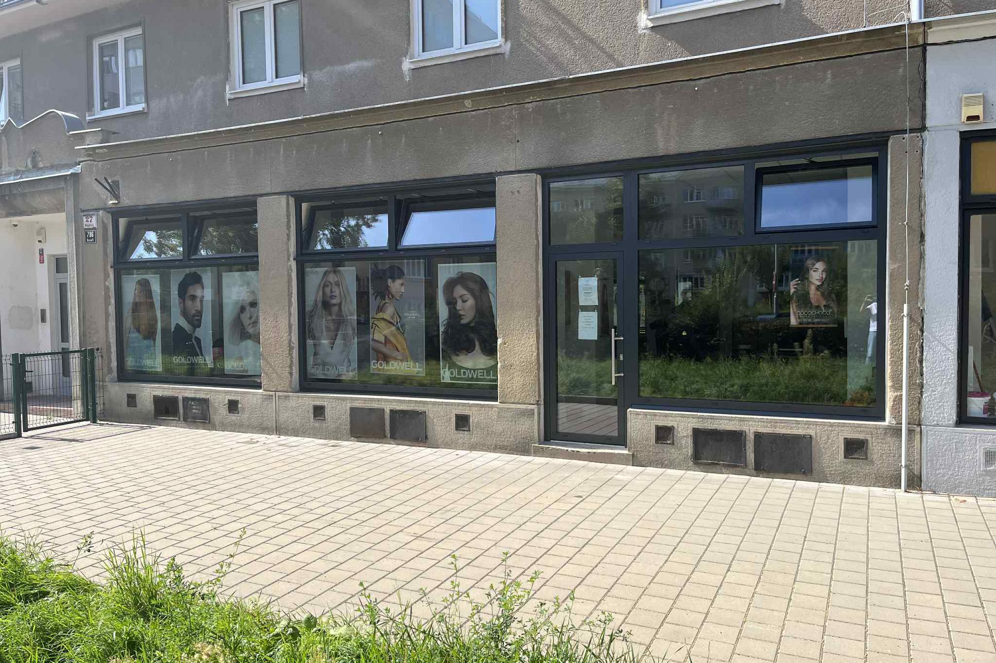 Kadeřnictví - učňovská provozovna SŠ a VOŠ tradičních řemesel