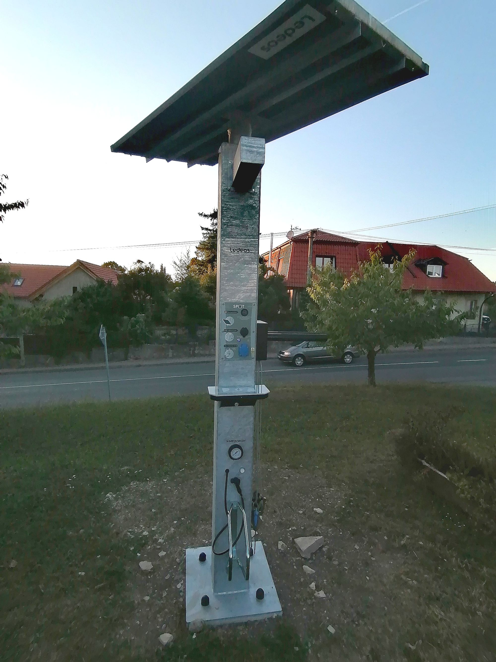 Ledeos - SPOT foto 2