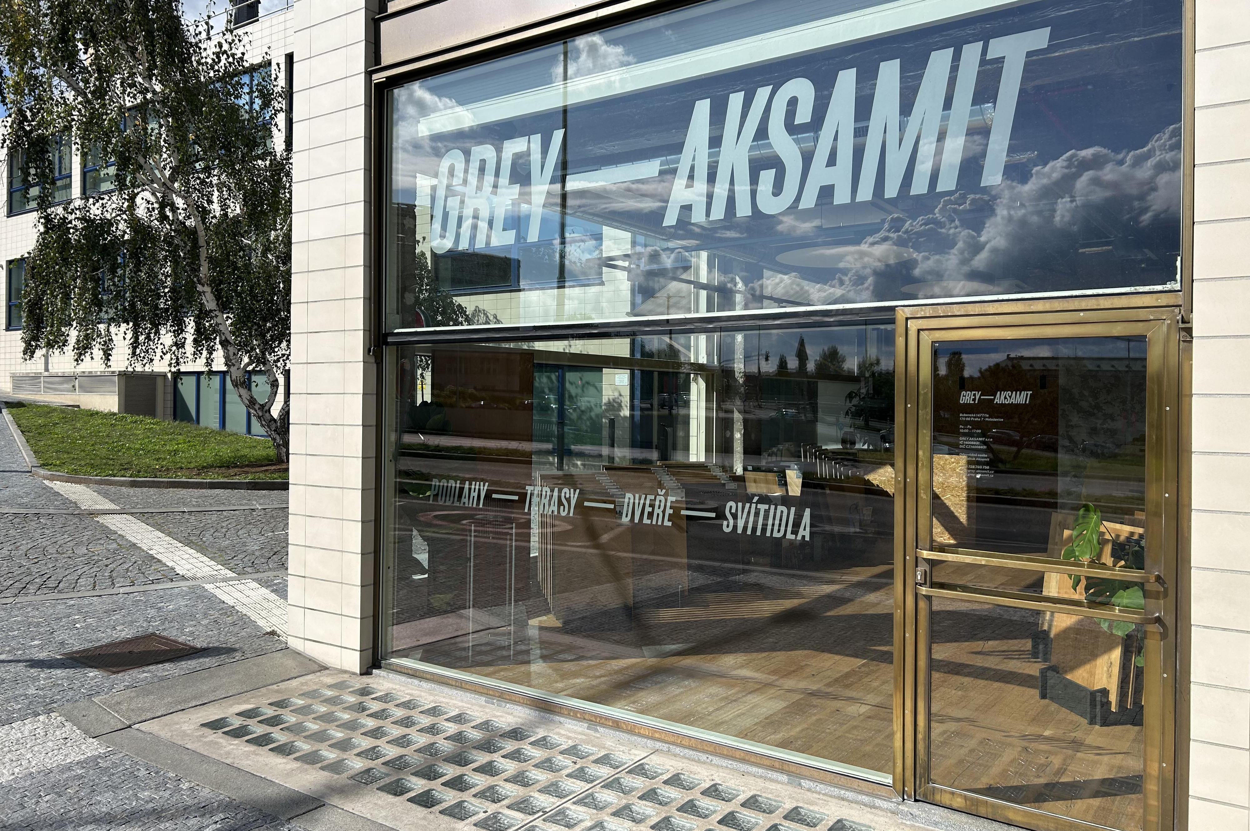 GREY AKSAMIT, s.r.o.