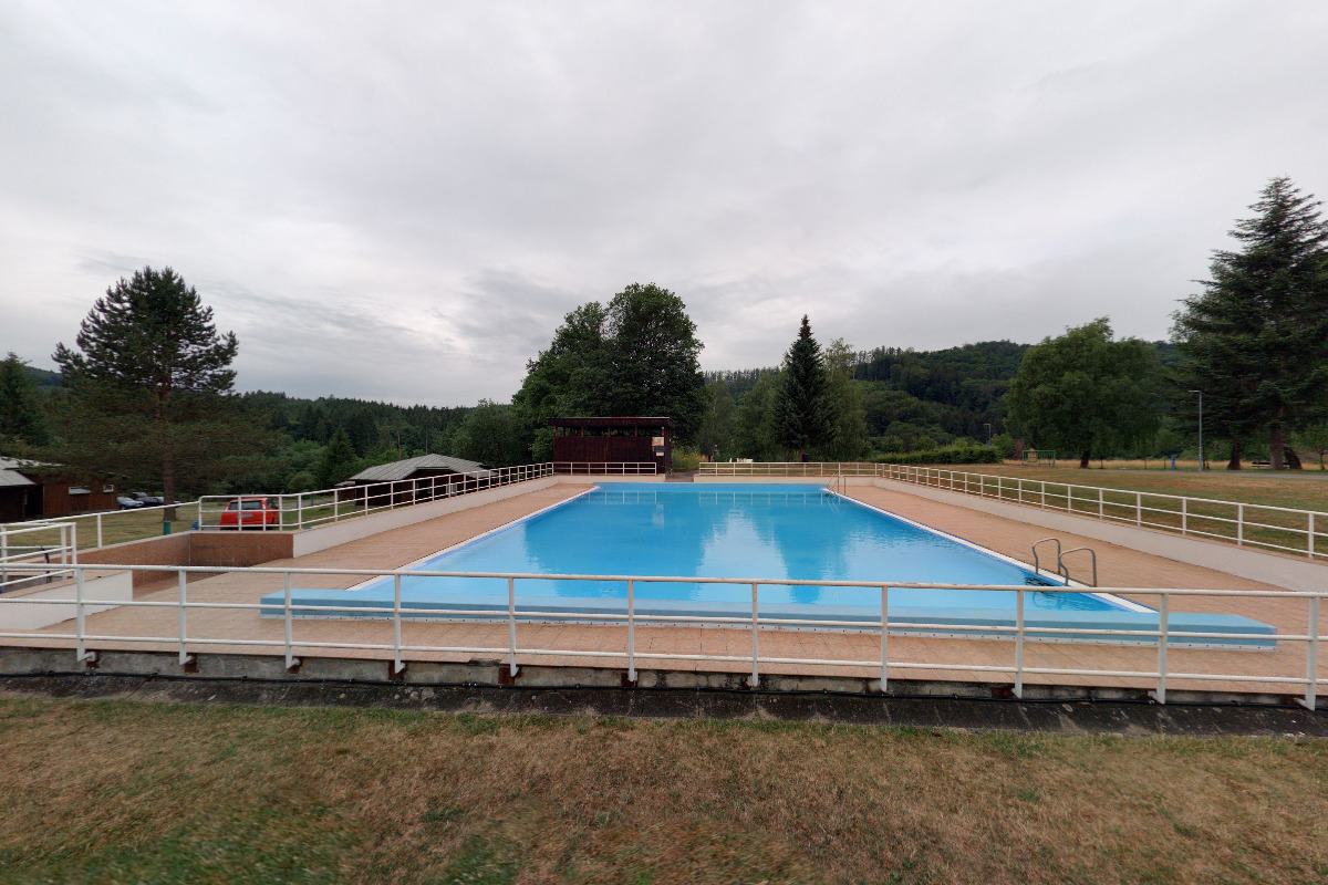 Rekreační areál Vizovice - bazén foto 5