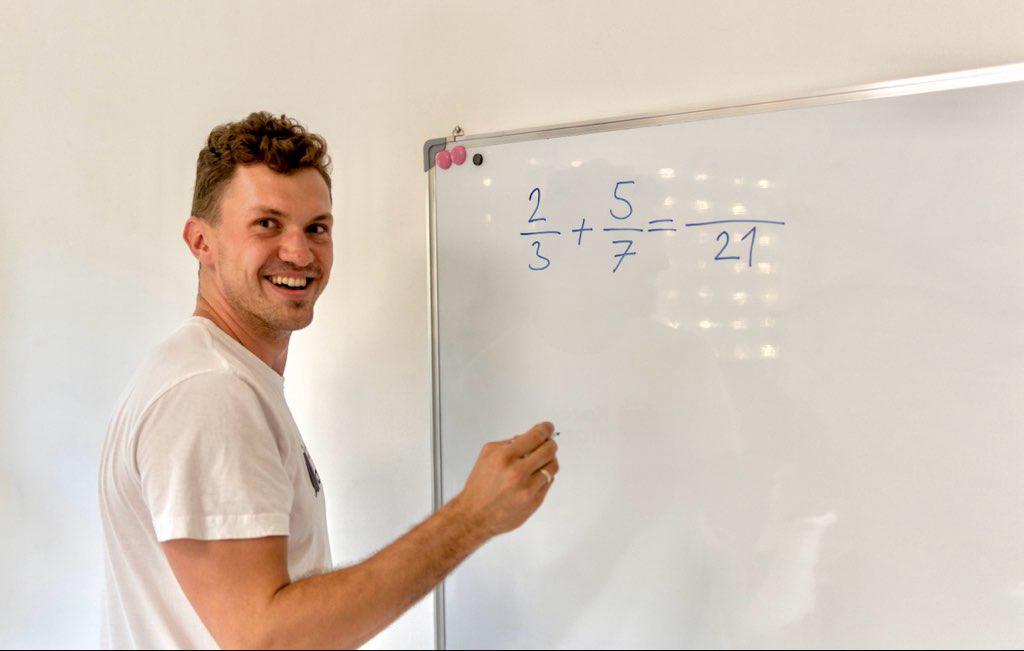 Kotel angličtiny - Nina Kotlářová foto 3