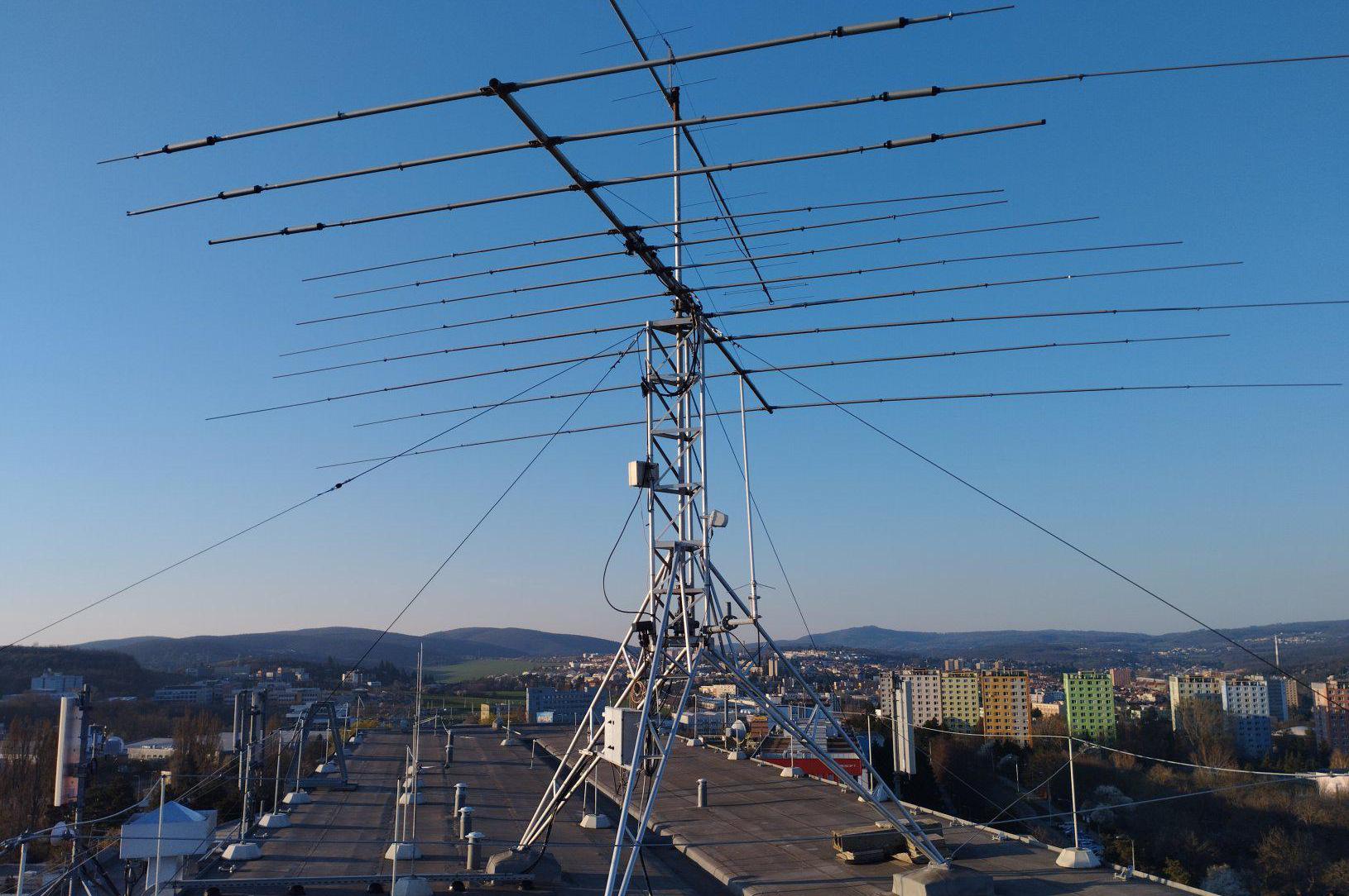 Radioklub OK2KOJ při VUT v Brně