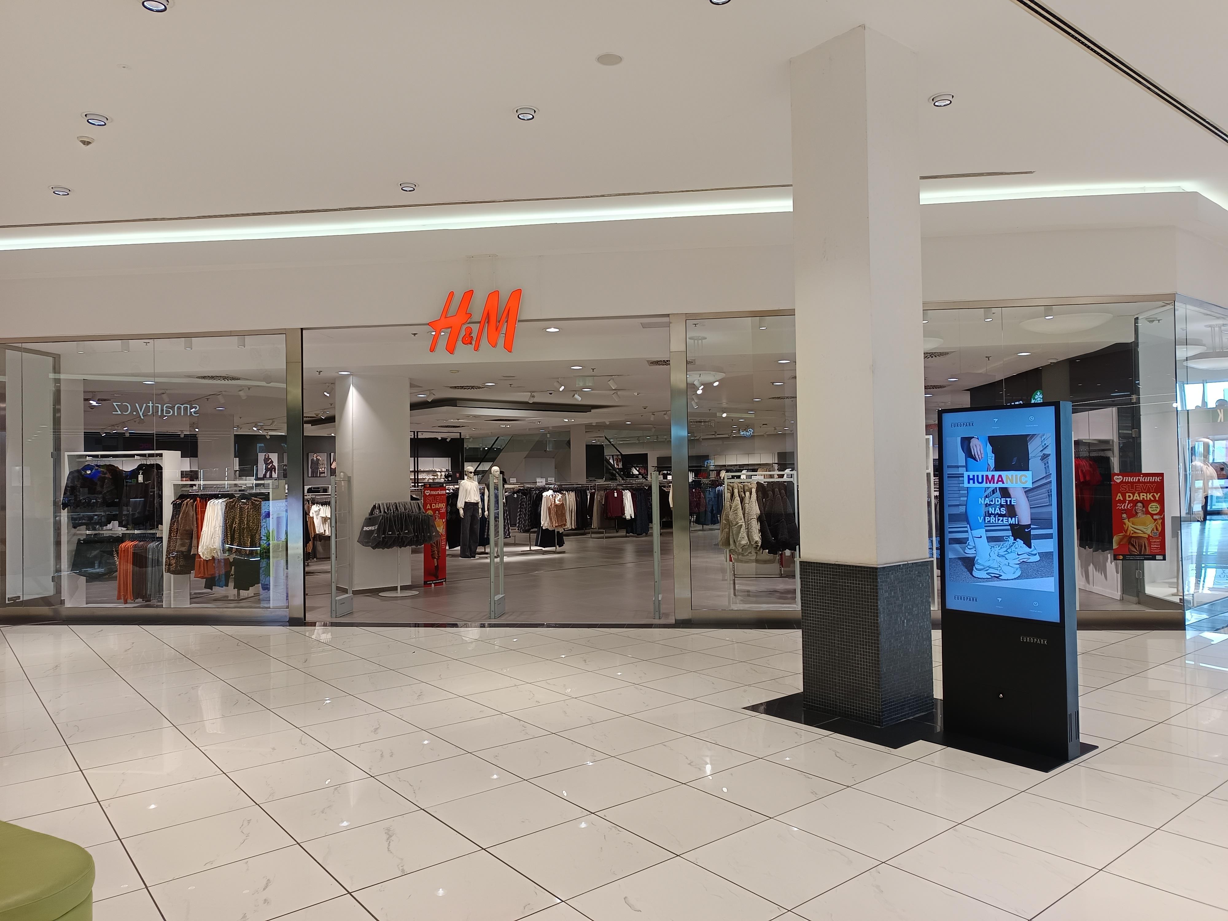 H & M foto 2
