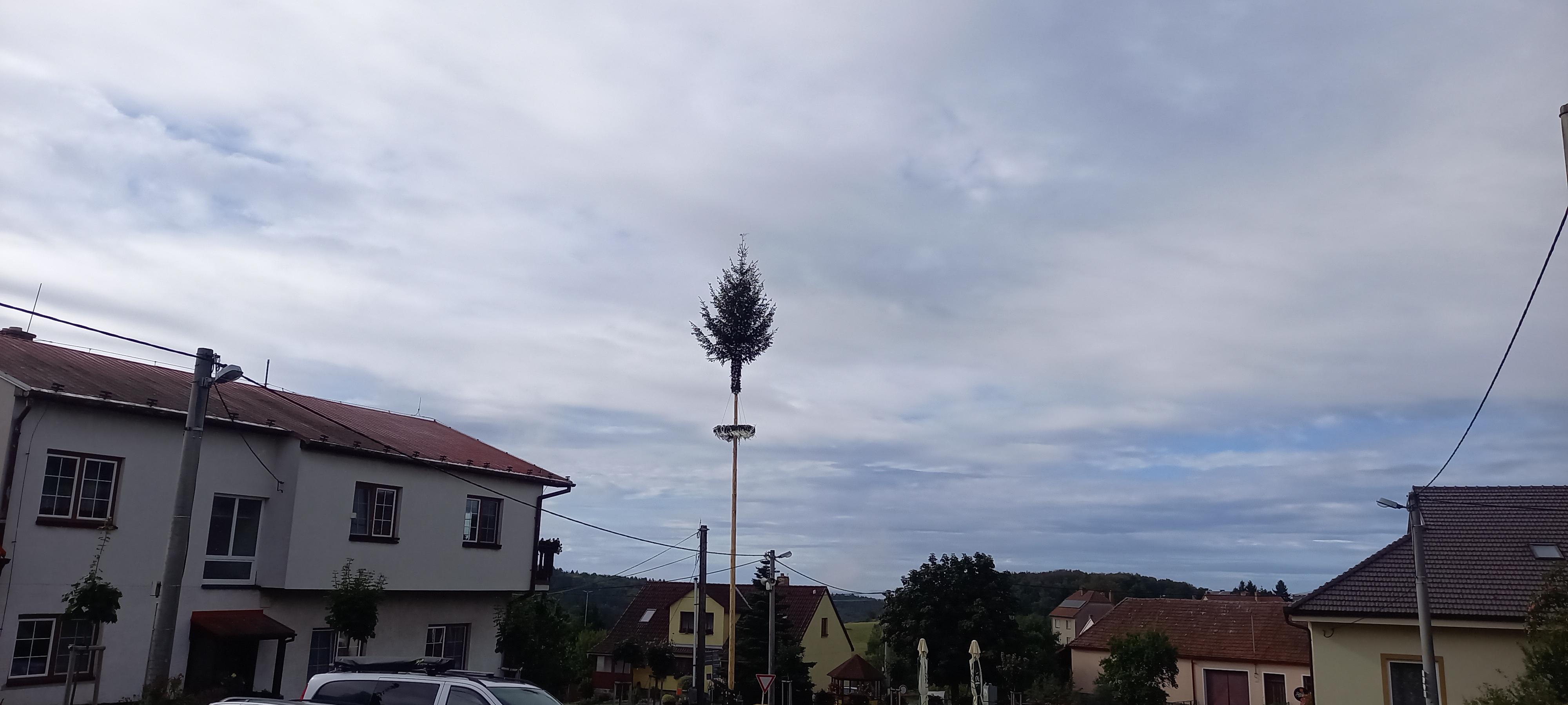 Kozárov - obecní úřad foto 2