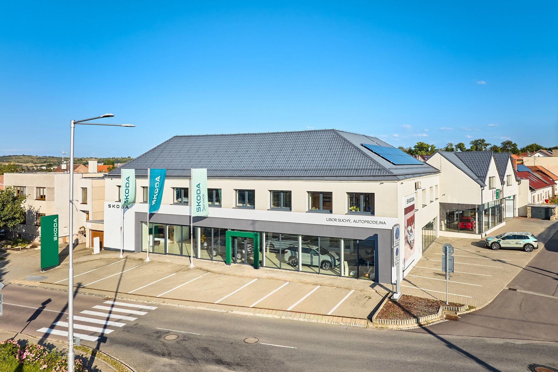 Libor Suchý, autoprodejna